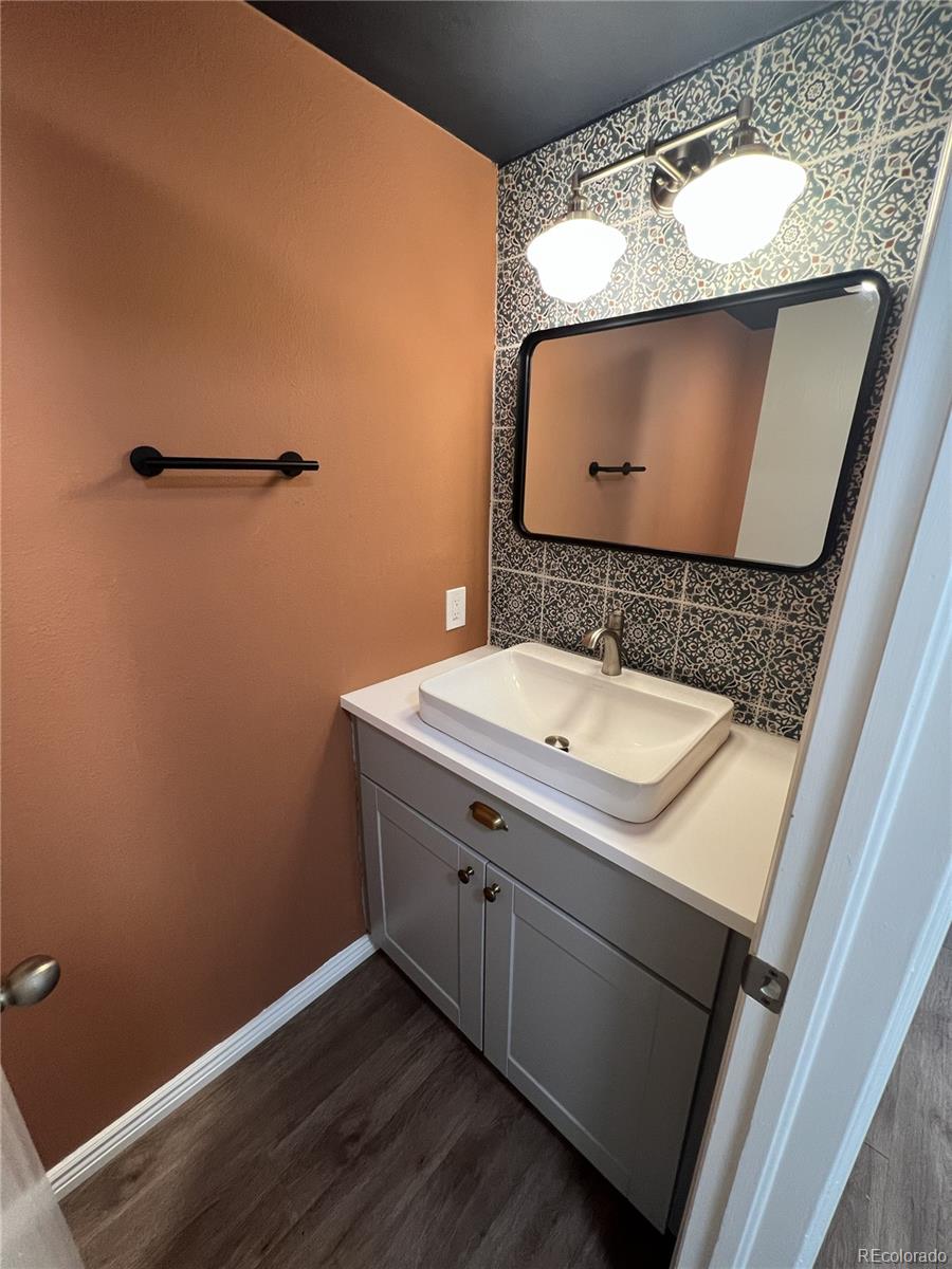 MLS Image #9 for 7052 e briarwood drive,centennial, Colorado