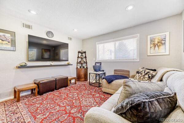MLS Image #3 for 209 e highline circle 104,centennial, Colorado