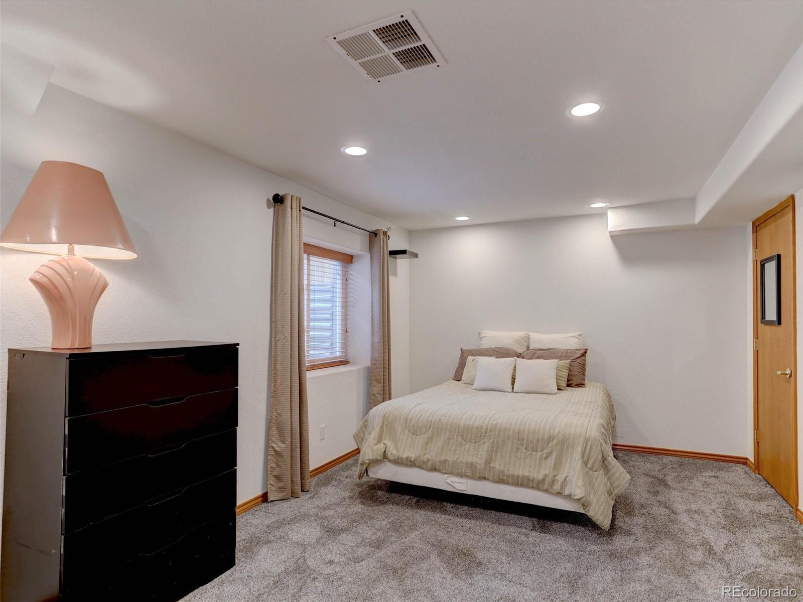 MLS Image #31 for 11246 w coal mine drive,littleton, Colorado