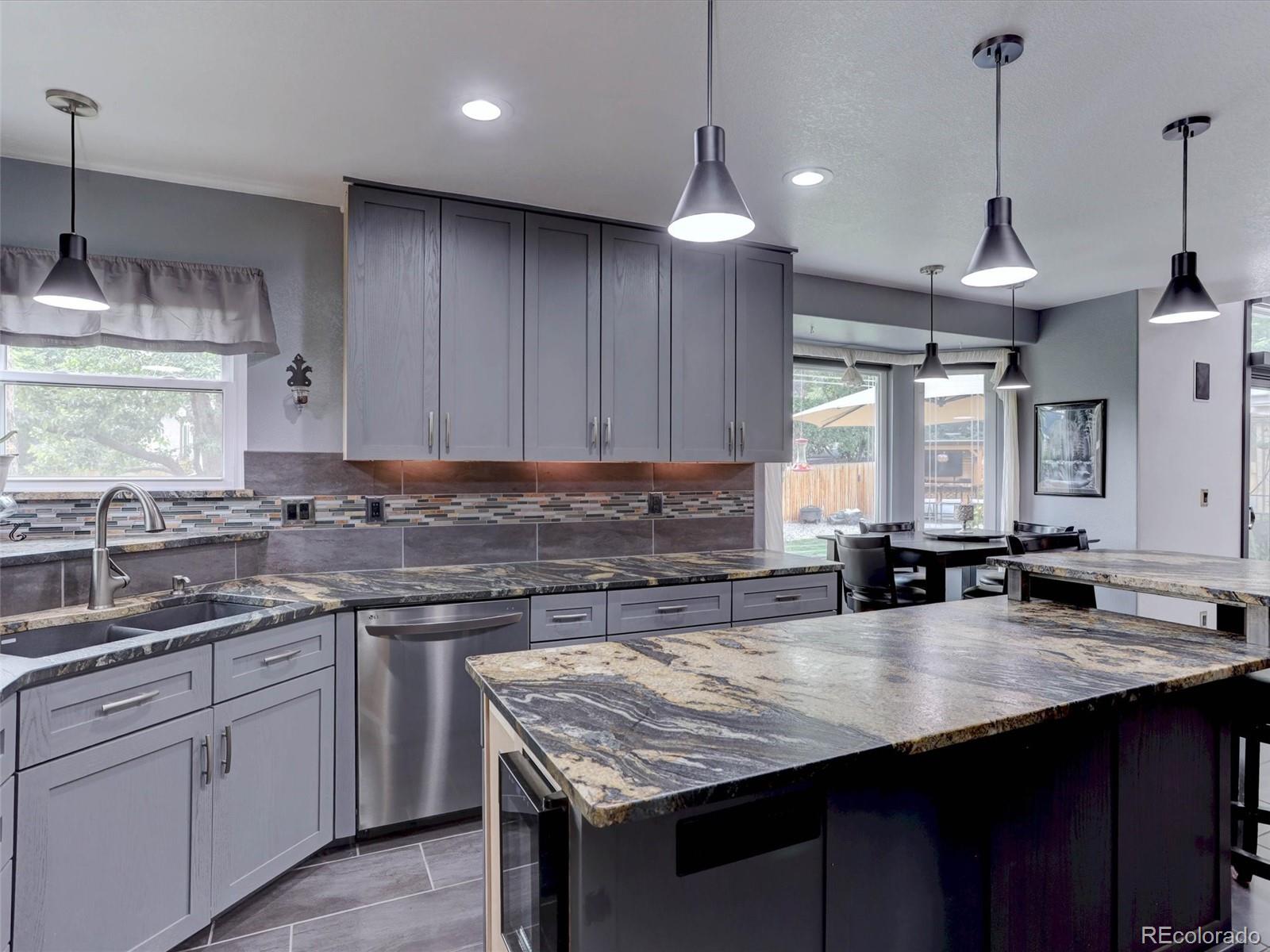 MLS Image #7 for 11246 w coal mine drive,littleton, Colorado
