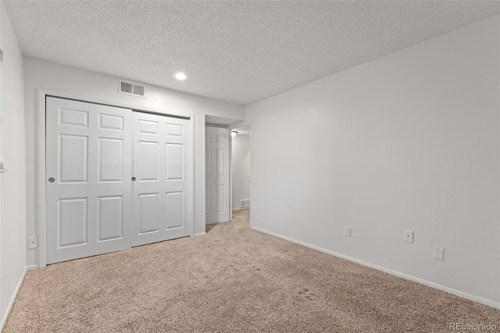 MLS Image #25 for 935  saturn drive,colorado springs, Colorado