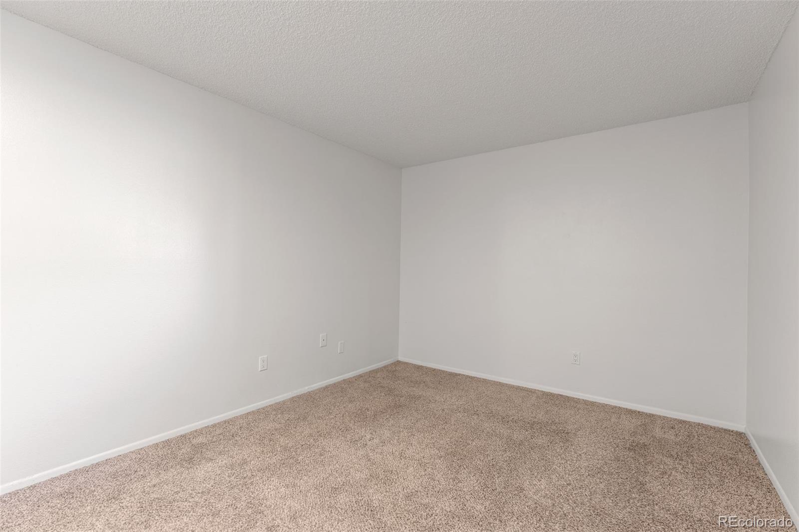 MLS Image #26 for 935  saturn drive,colorado springs, Colorado