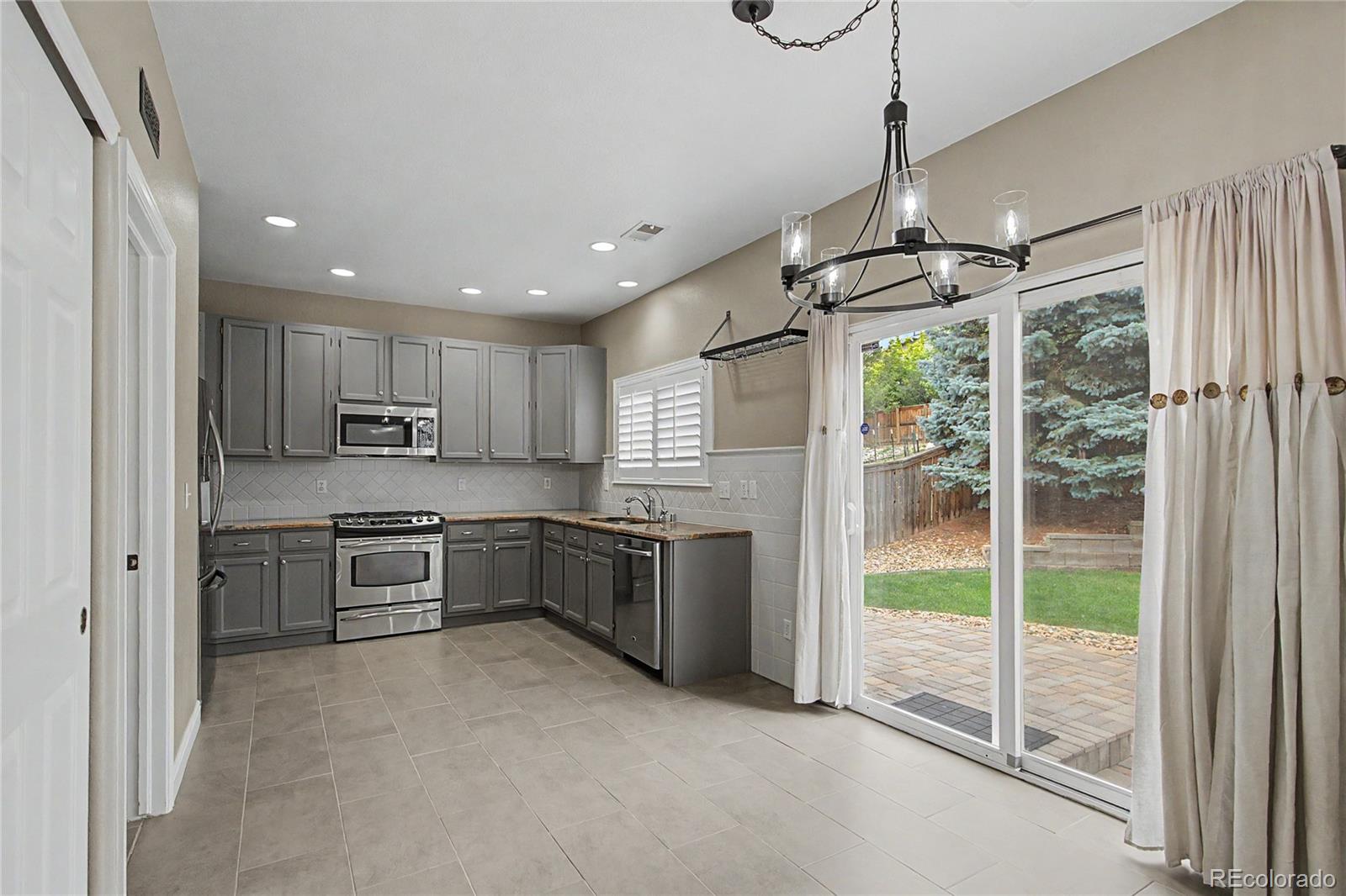 MLS Image #7 for 10021  apollo bay way,littleton, Colorado