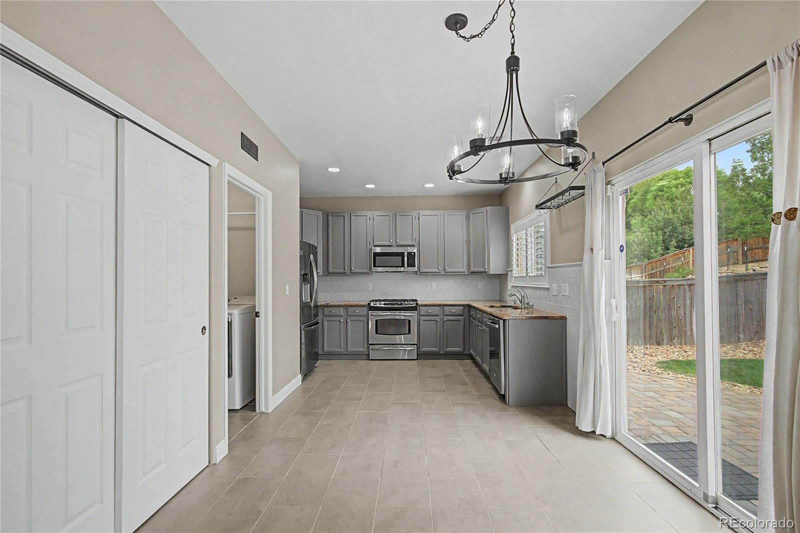 MLS Image #8 for 10021  apollo bay way,littleton, Colorado