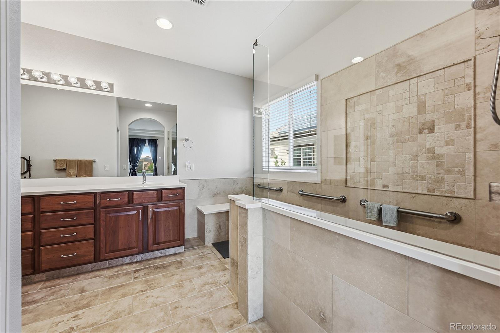 MLS Image #25 for 21993 e heritage parkway,aurora, Colorado