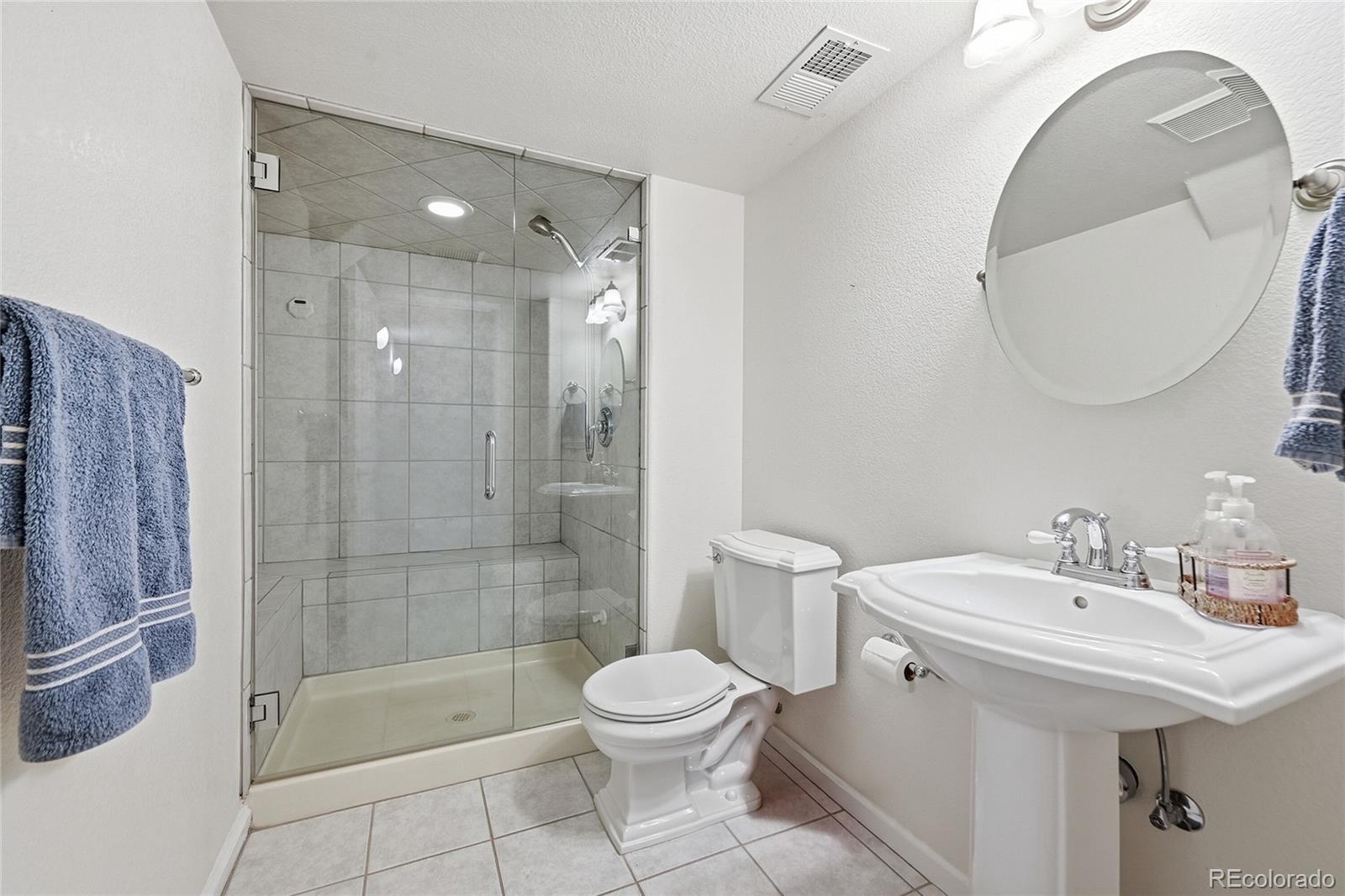 MLS Image #37 for 21993 e heritage parkway,aurora, Colorado