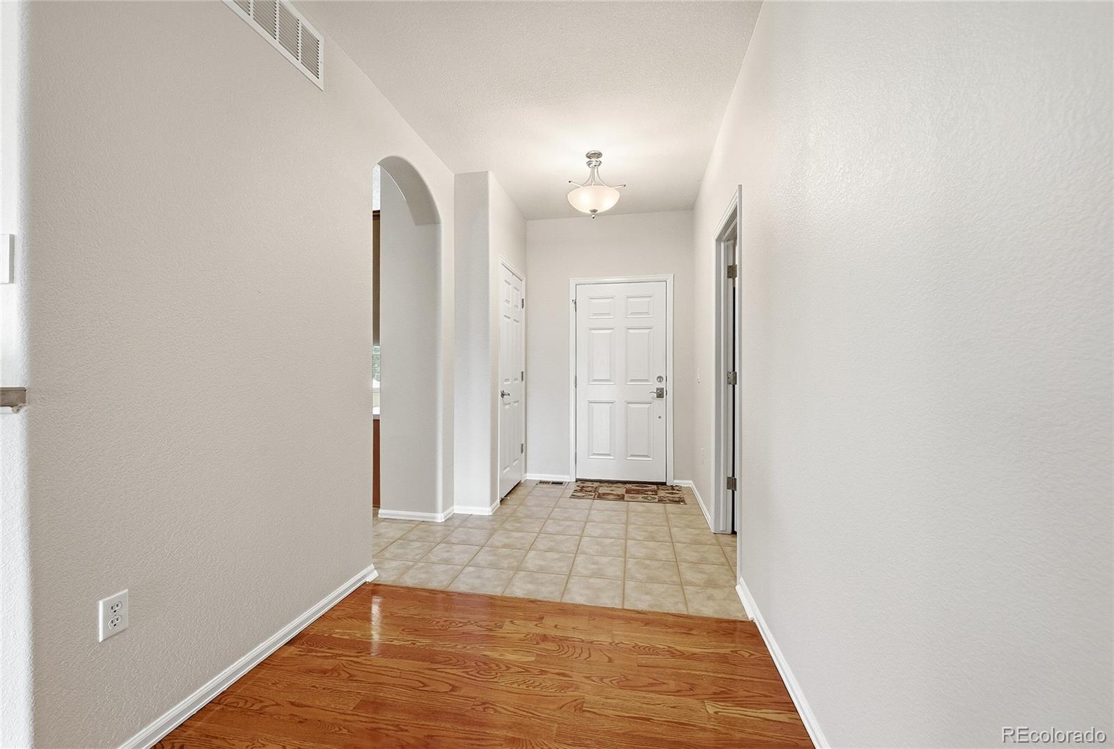 MLS Image #7 for 21993 e heritage parkway,aurora, Colorado