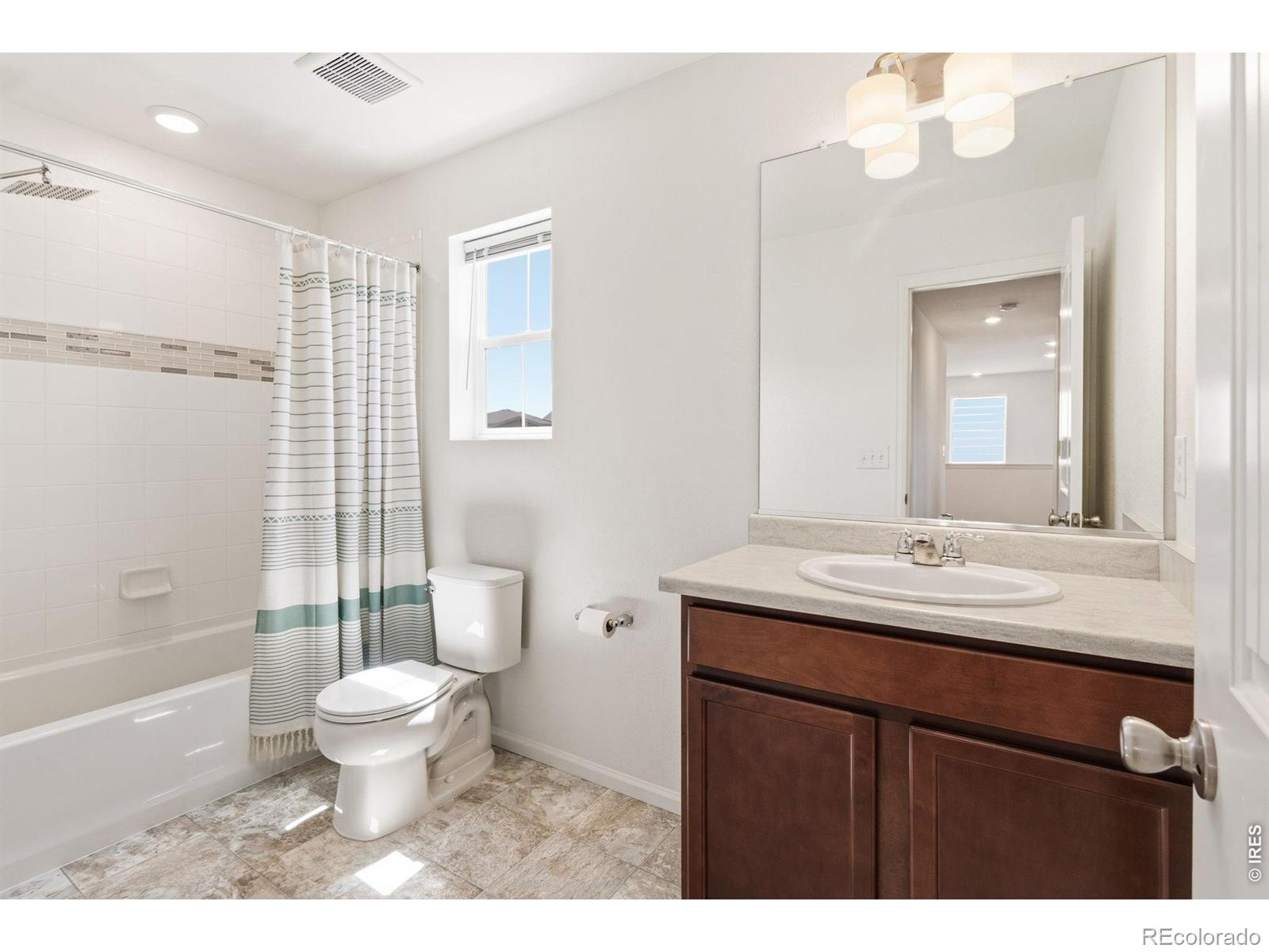 MLS Image #31 for 1916  coopers hawk court,brighton, Colorado