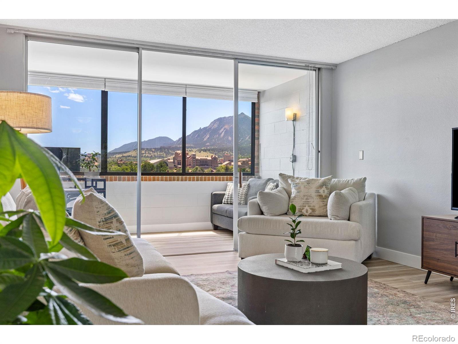 MLS Image #3 for 1850  folsom street,boulder, Colorado