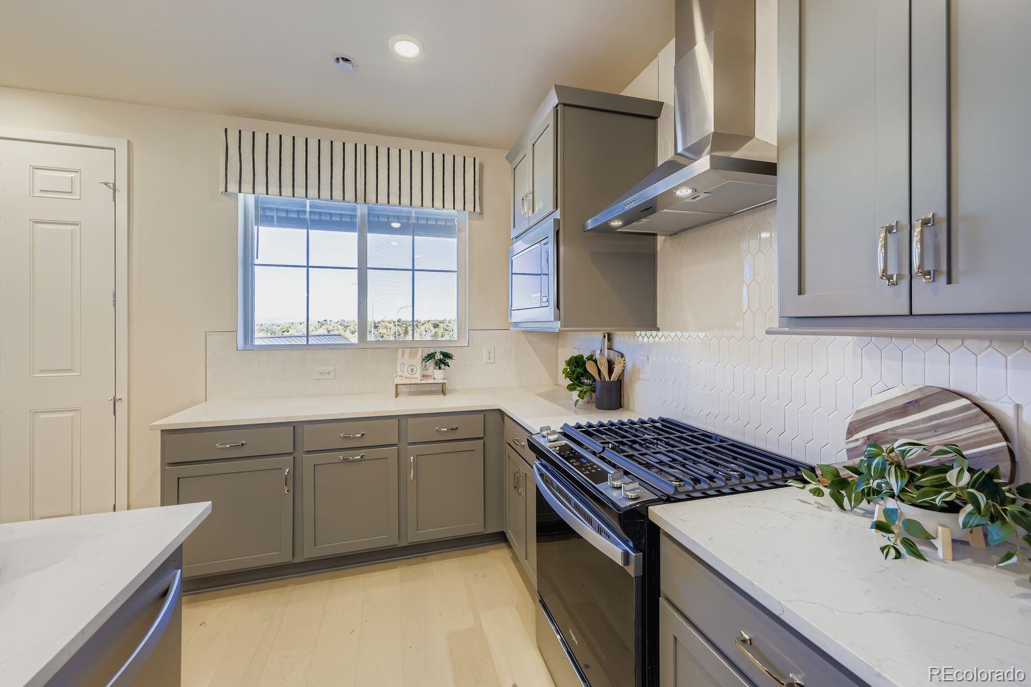 MLS Image #12 for 3845 w 82nd lane,westminster, Colorado