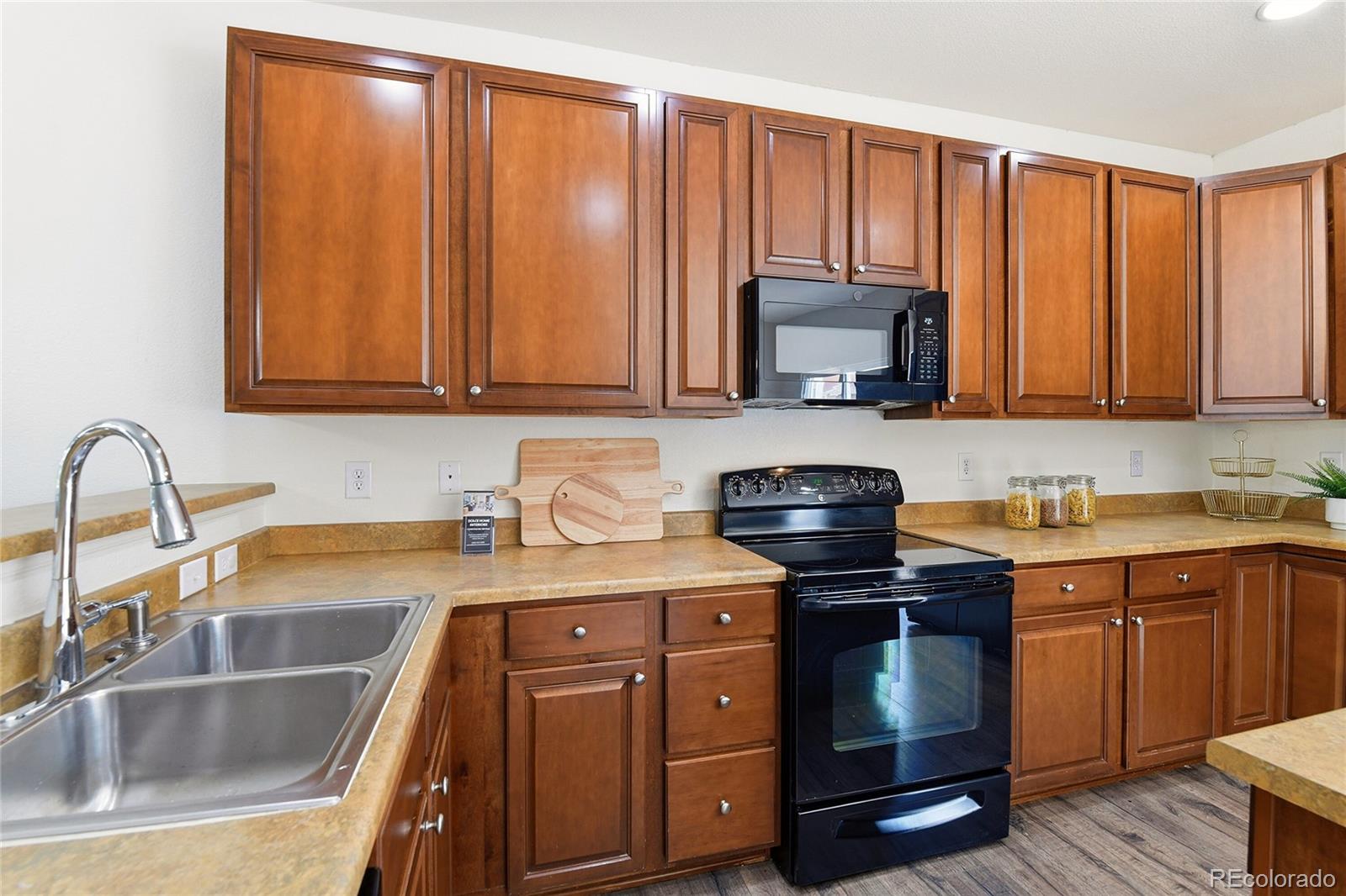 MLS Image #8 for 22780 e briarwood place,aurora, Colorado