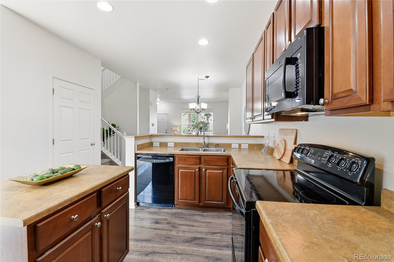 MLS Image #9 for 22780 e briarwood place,aurora, Colorado
