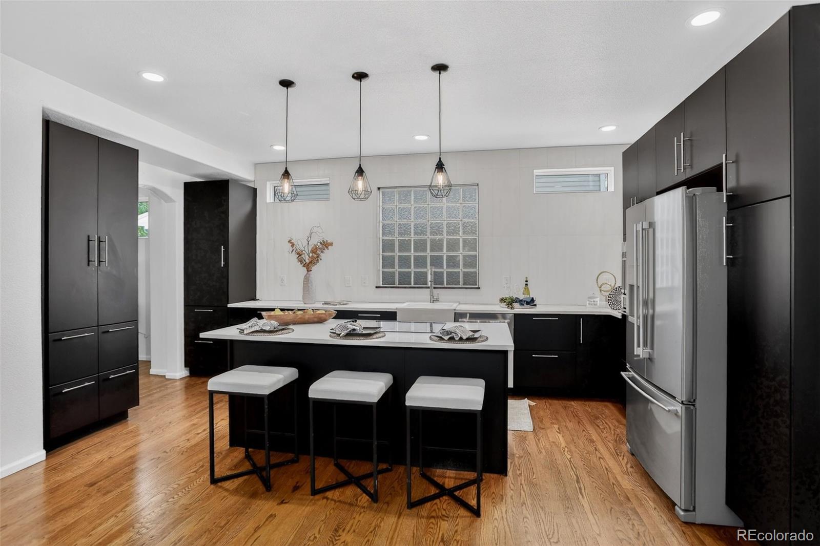 MLS Image #14 for 8031 e bayaud avenue,denver, Colorado