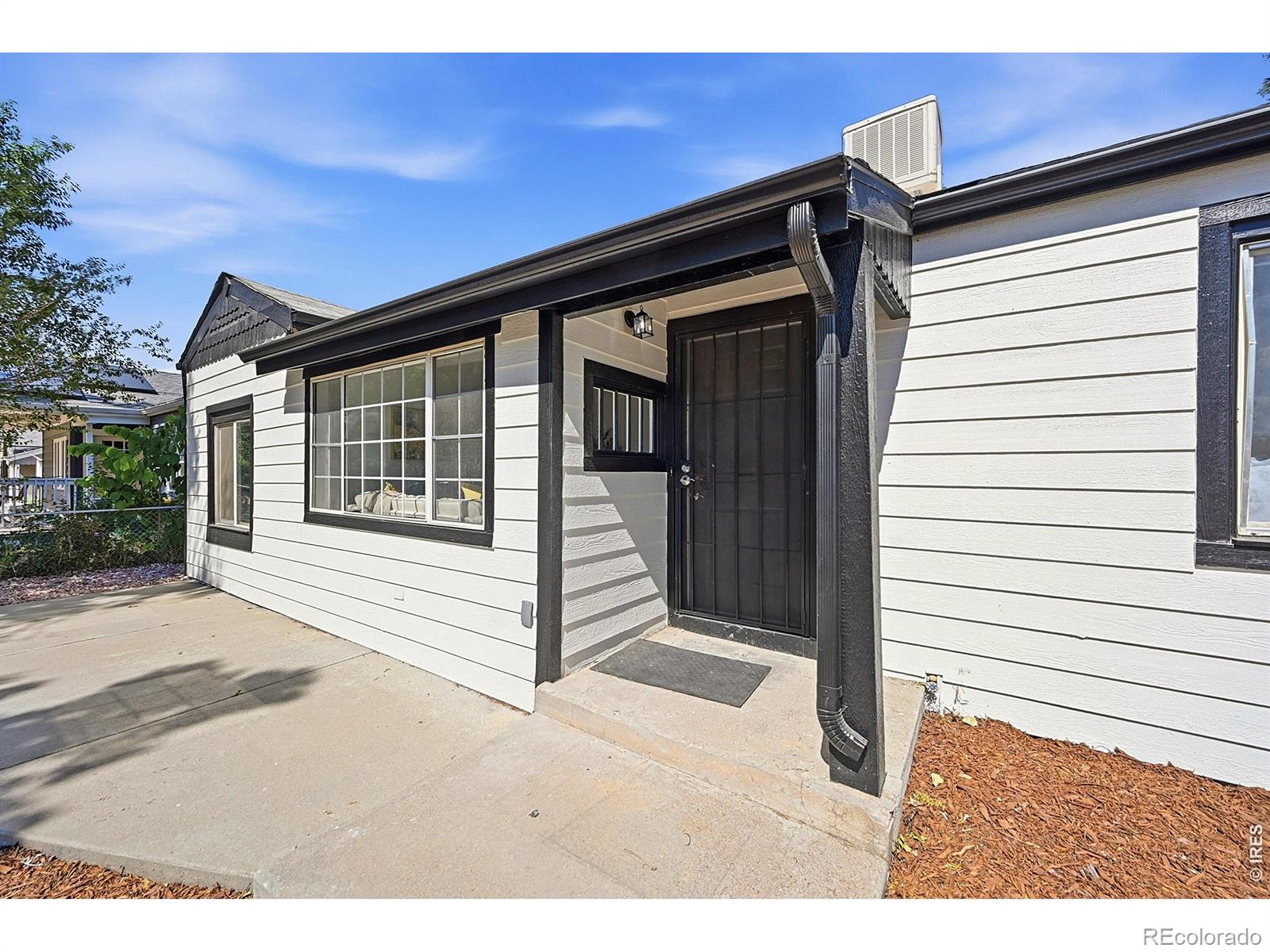 MLS Image #2 for 1902  kenton street,aurora, Colorado
