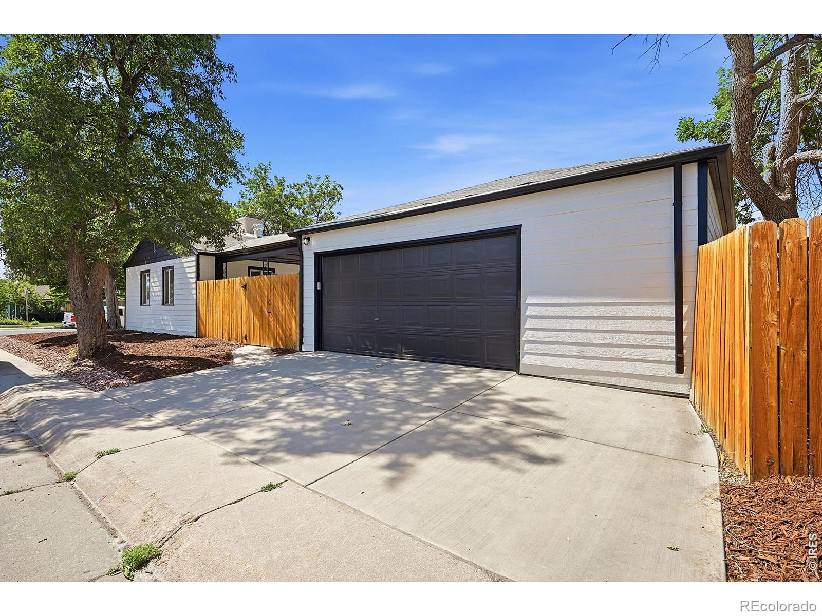 MLS Image #3 for 1902  kenton street,aurora, Colorado