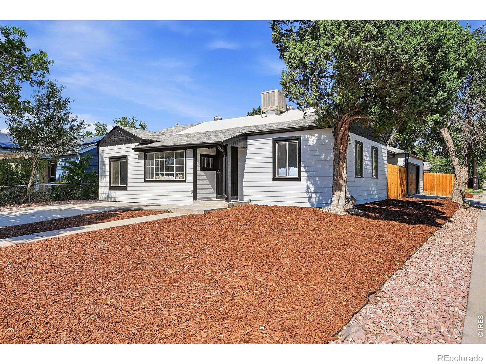 MLS Image #4 for 1902  kenton street,aurora, Colorado