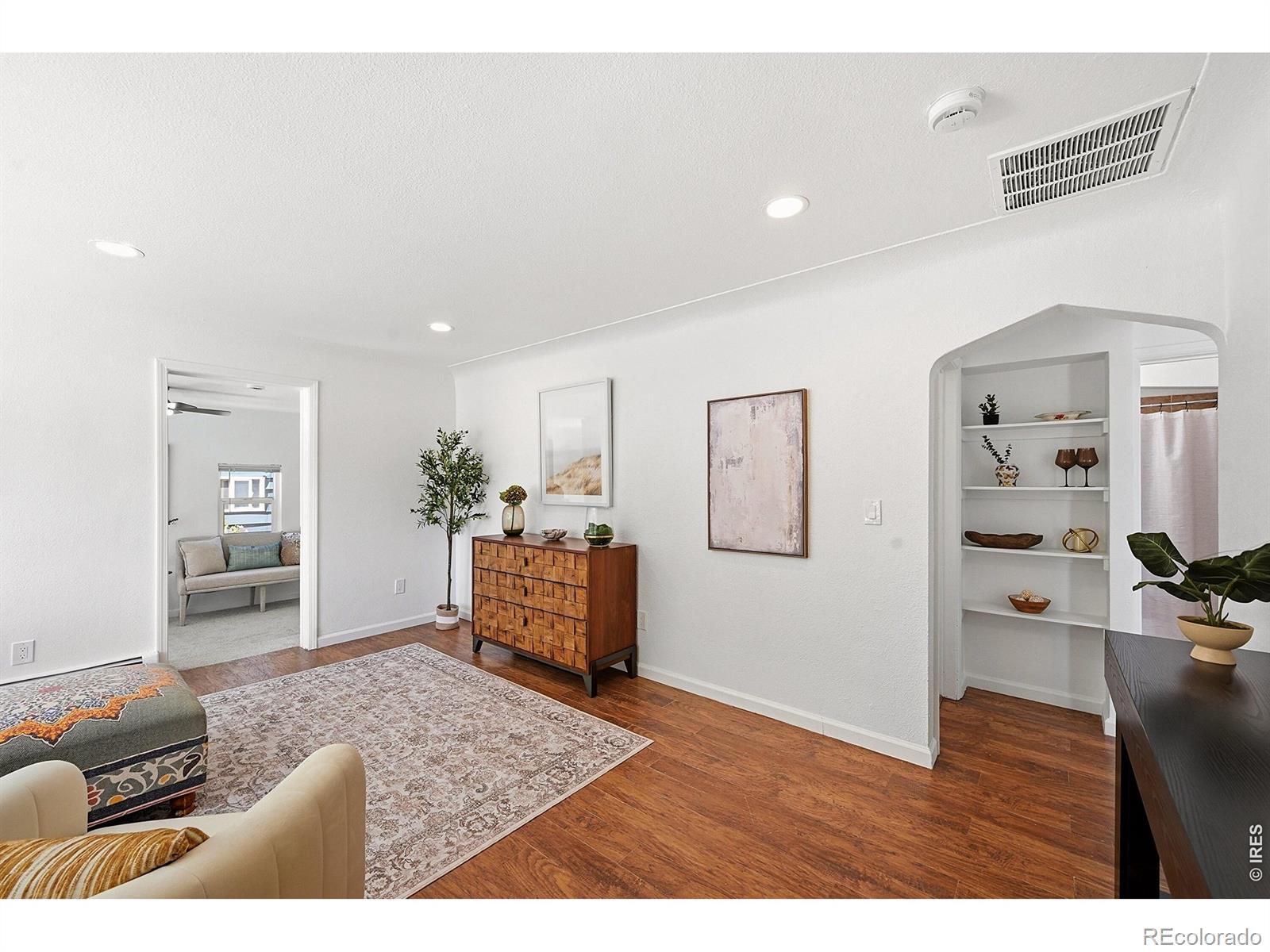 MLS Image #6 for 1902  kenton street,aurora, Colorado