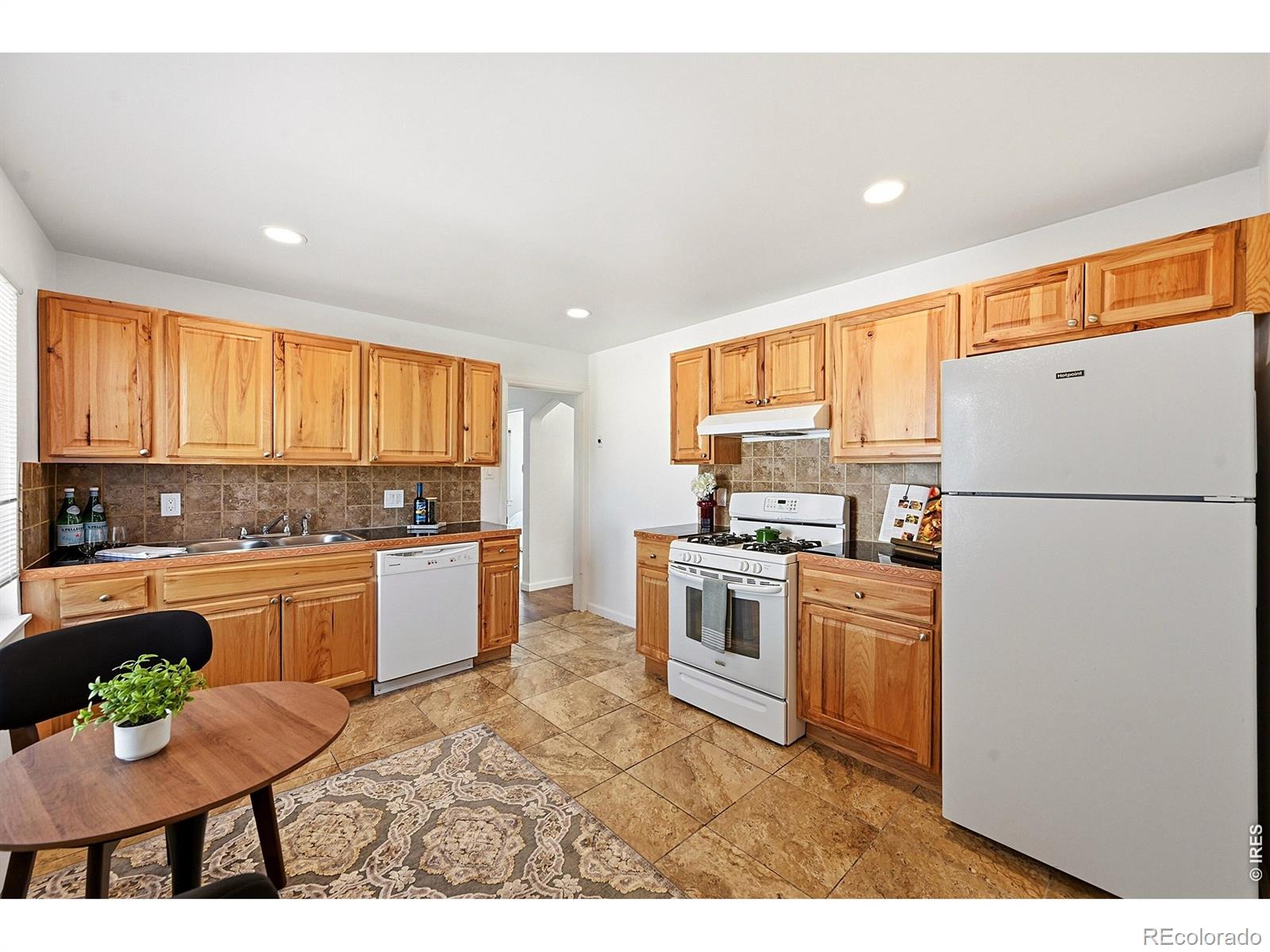 MLS Image #9 for 1902  kenton street,aurora, Colorado