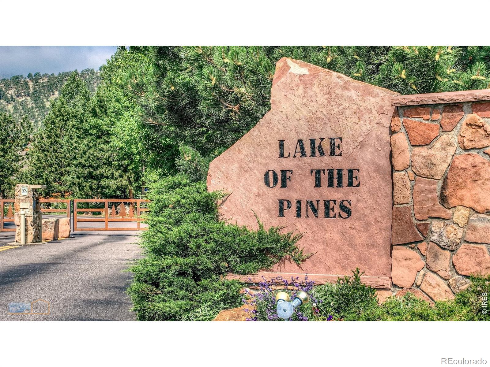 MLS Image #38 for 2959 s lakeridge trail,boulder, Colorado