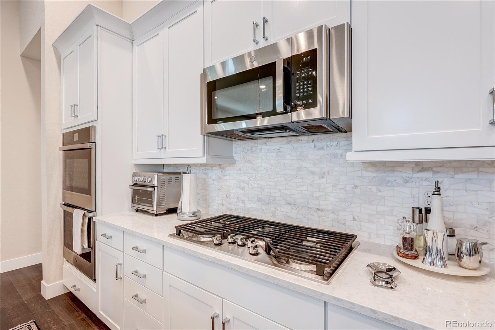 MLS Image #10 for 7214 s shady grove court,aurora, Colorado