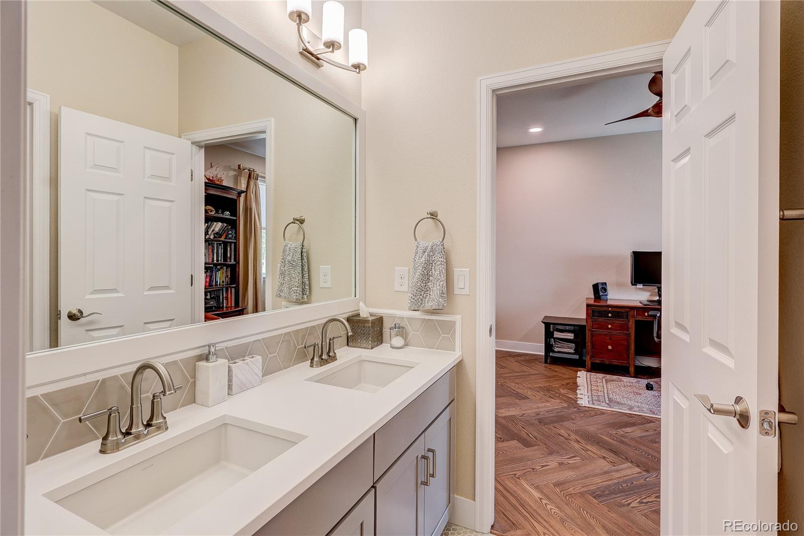 MLS Image #33 for 7214 s shady grove court,aurora, Colorado