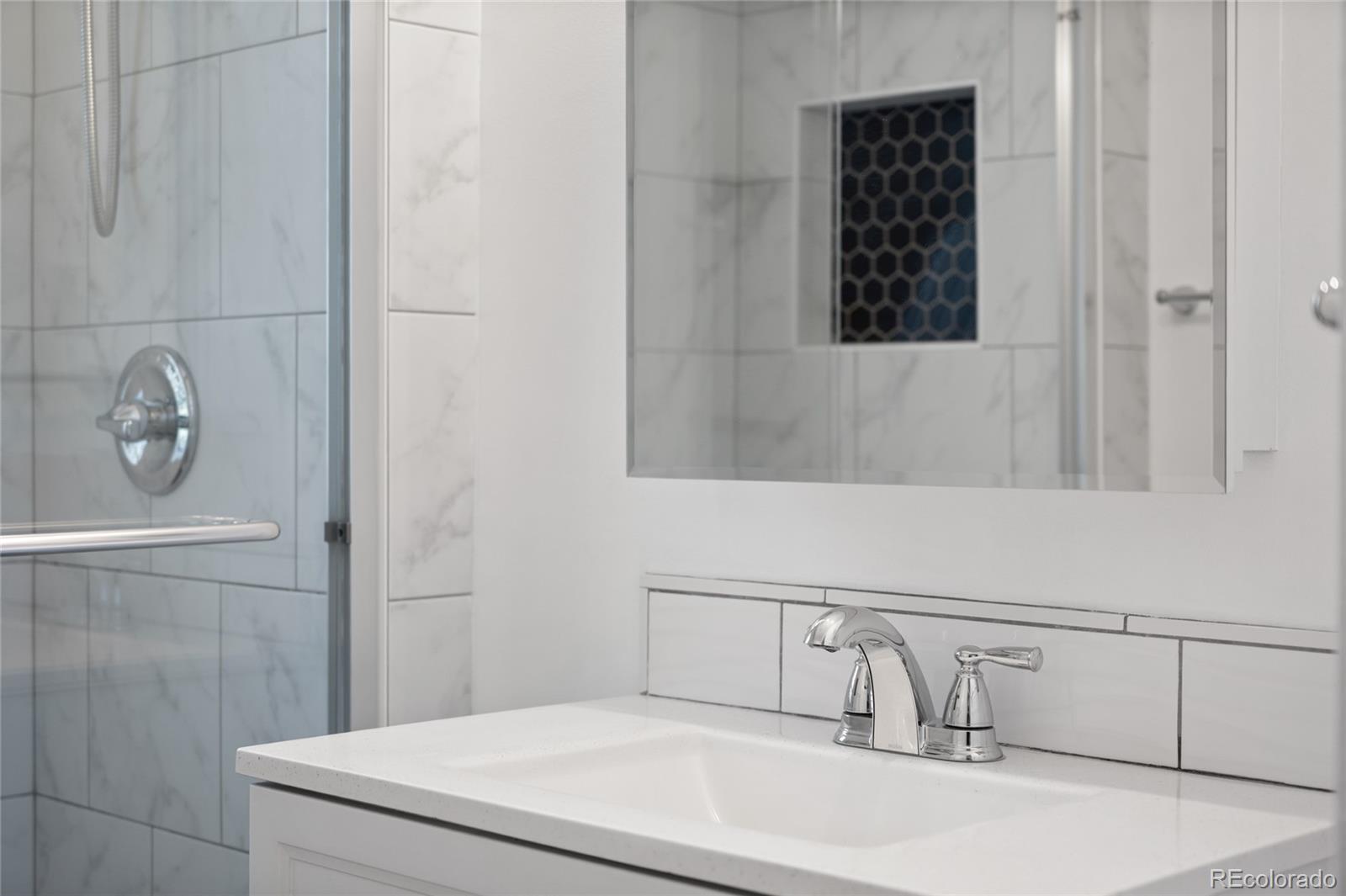 MLS Image #17 for 1423 s university boulevard,denver, Colorado