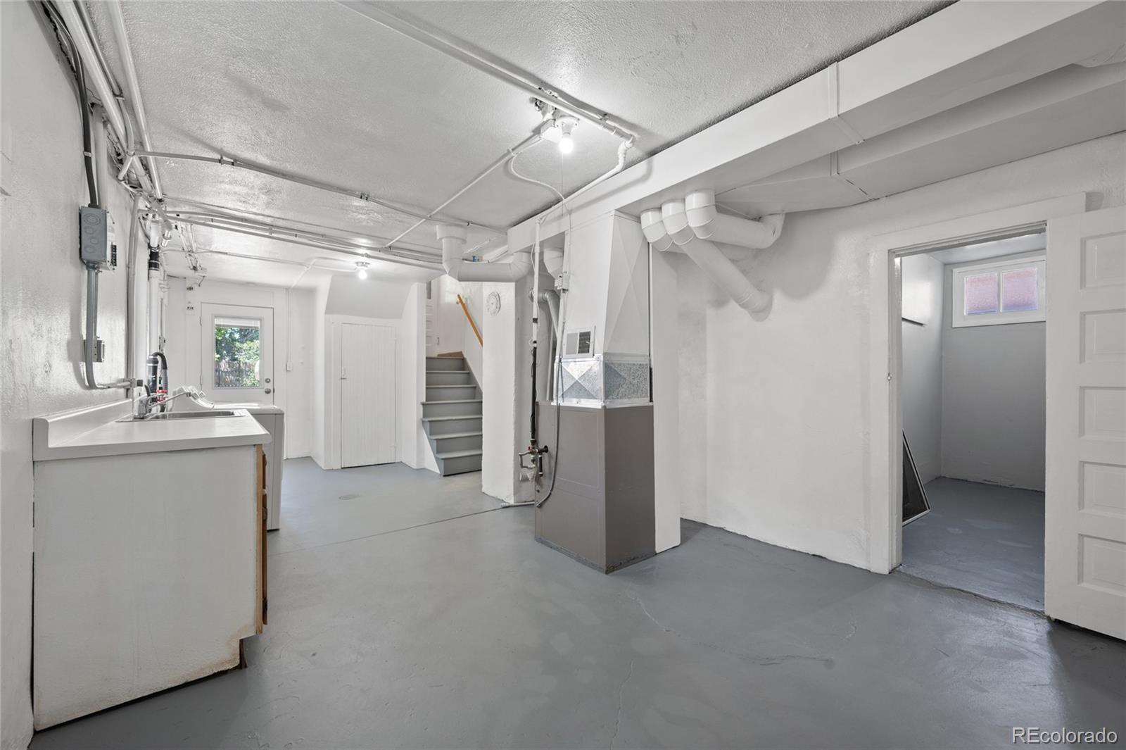 MLS Image #28 for 1423 s university boulevard,denver, Colorado