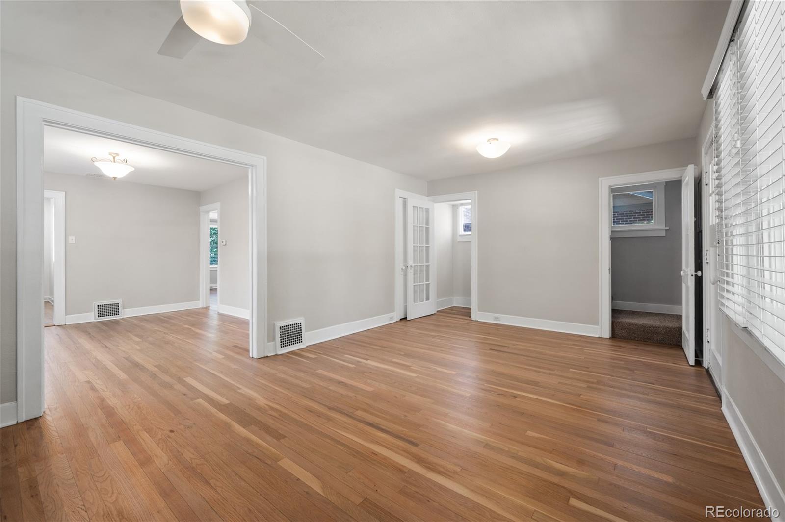MLS Image #5 for 1423 s university boulevard,denver, Colorado