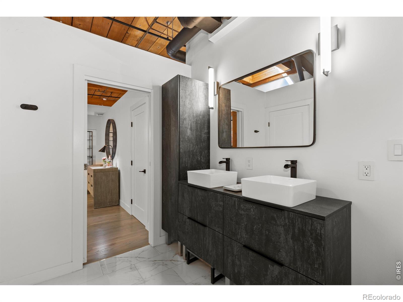 MLS Image #13 for 1616  14th street,denver, Colorado