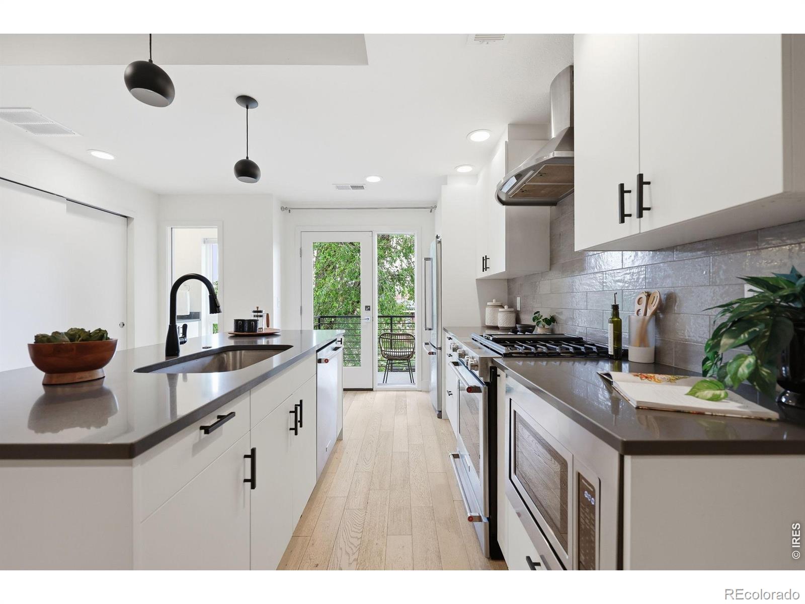 MLS Image #7 for 3264 w conejos place ,denver, Colorado