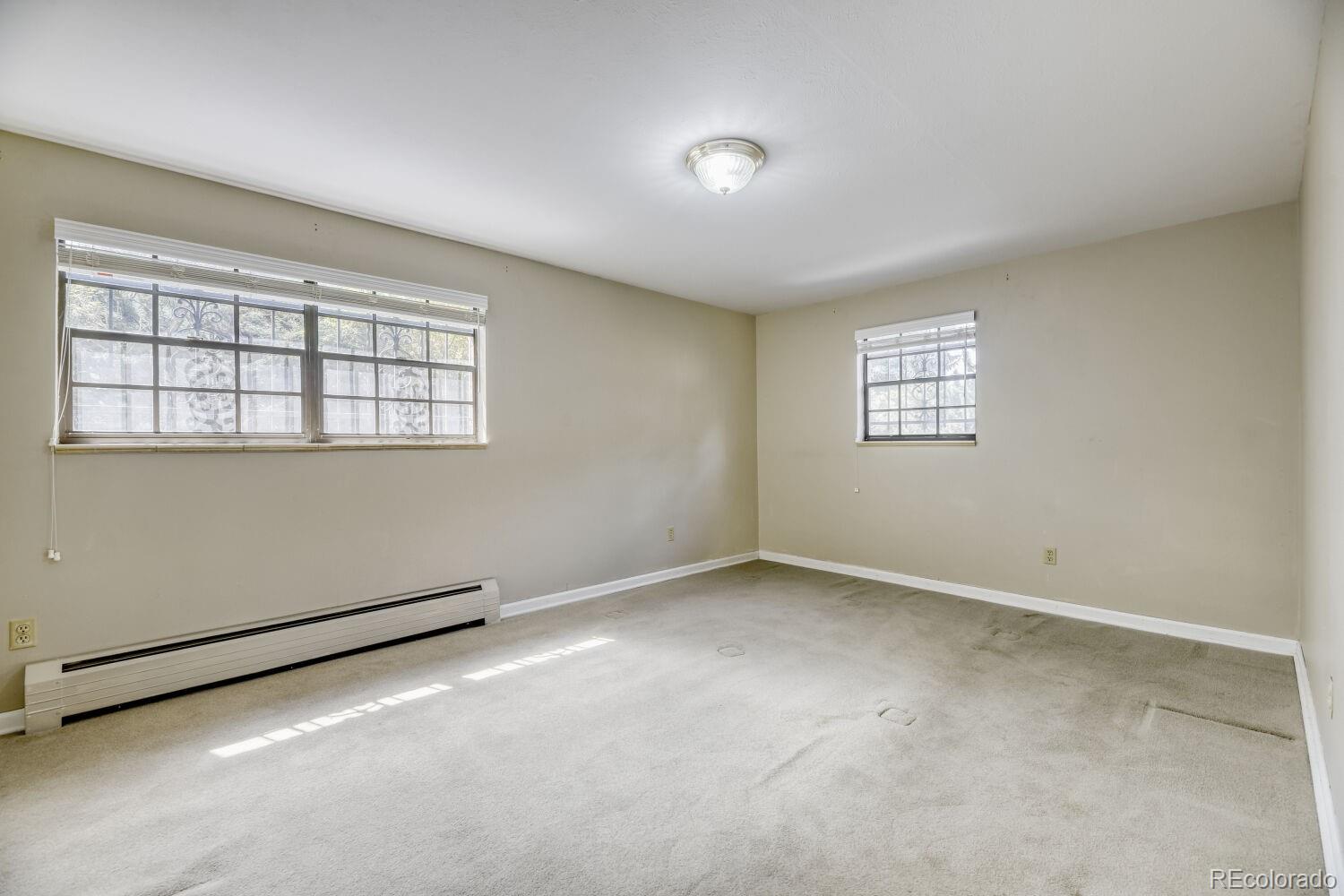 MLS Image #10 for 3724 s poplar street,denver, Colorado