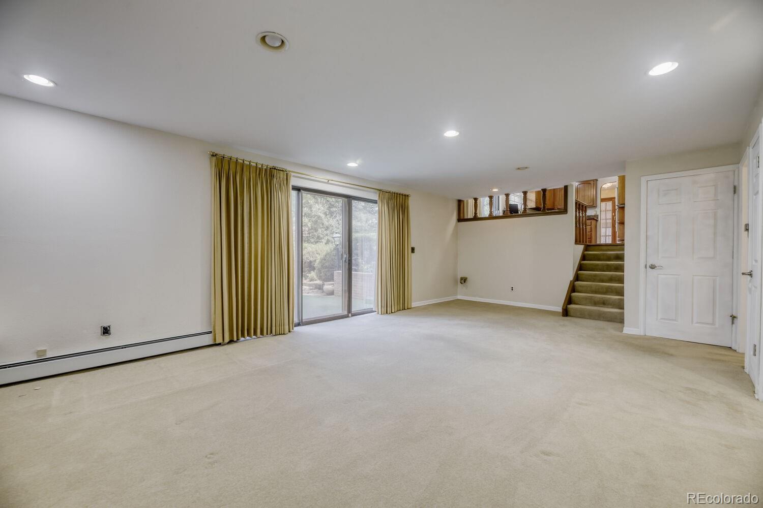 MLS Image #9 for 3724 s poplar street,denver, Colorado