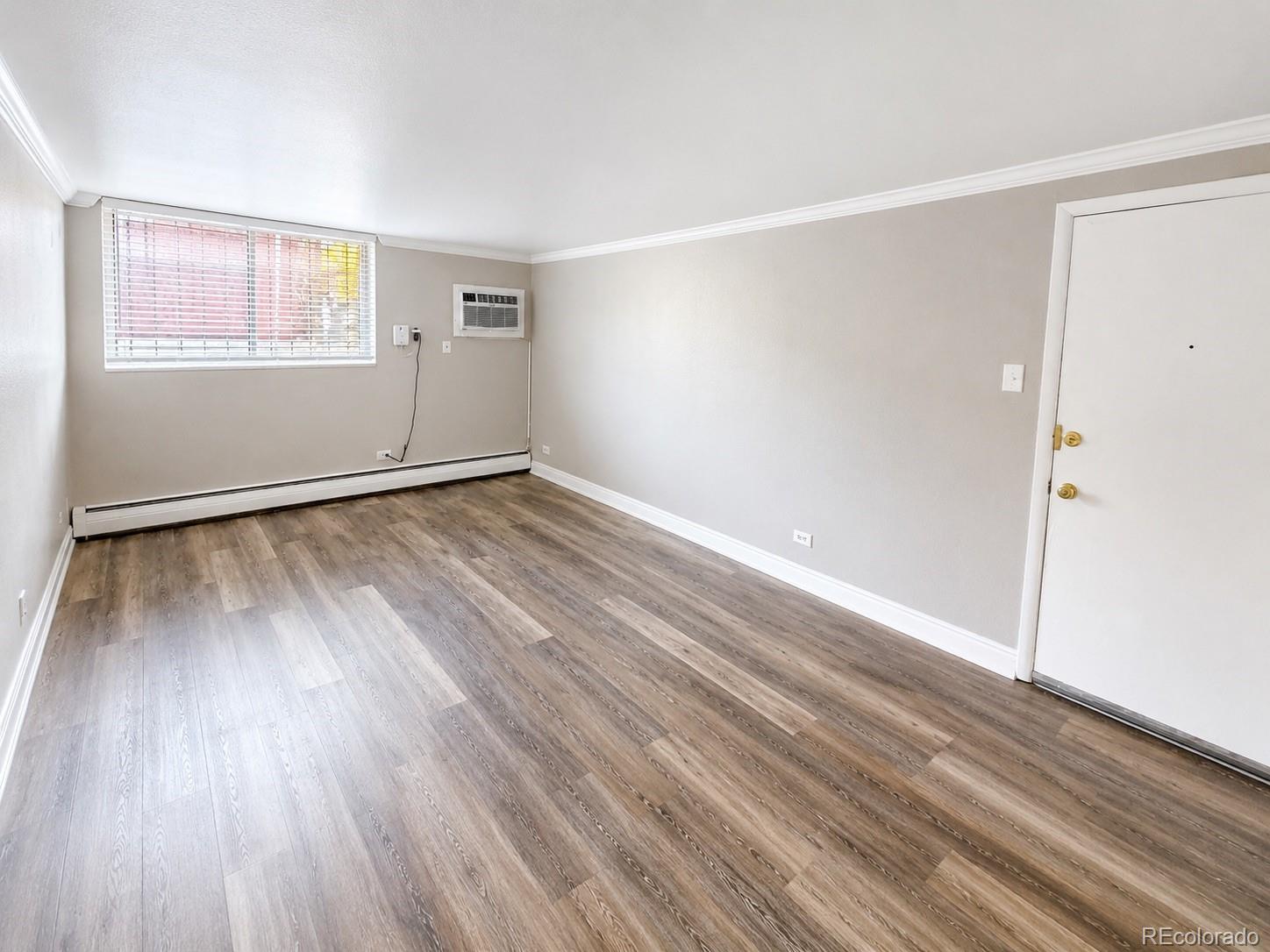 MLS Image #2 for 1390  emerson street 107,denver, Colorado