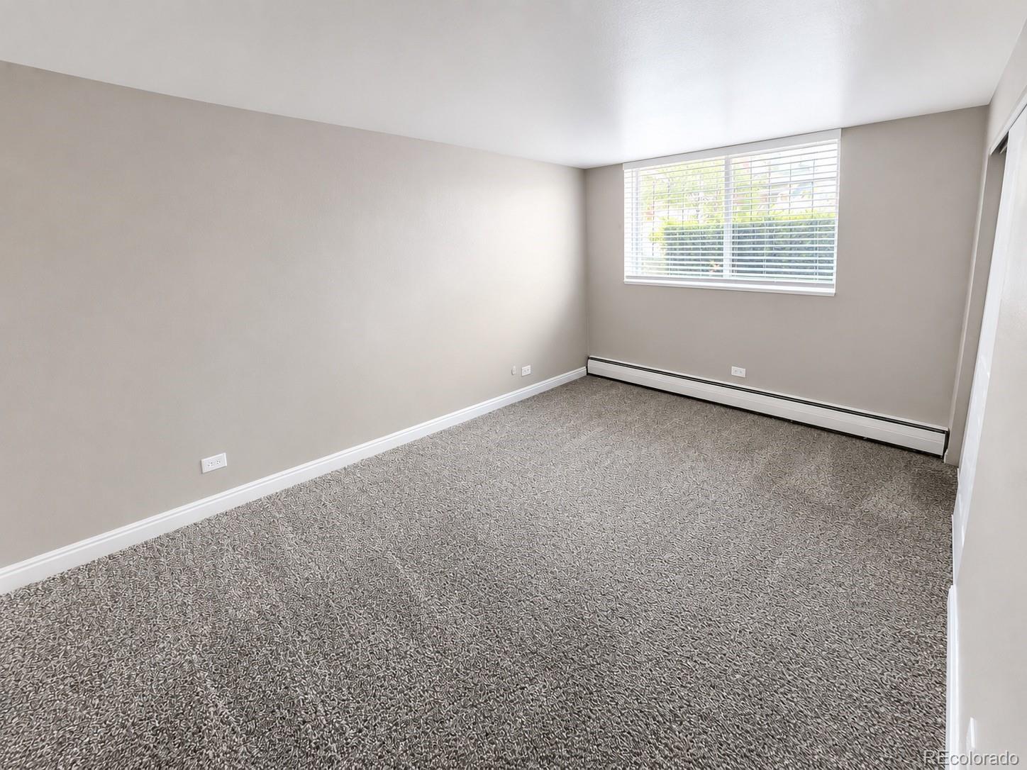MLS Image #6 for 1390  emerson street 107,denver, Colorado