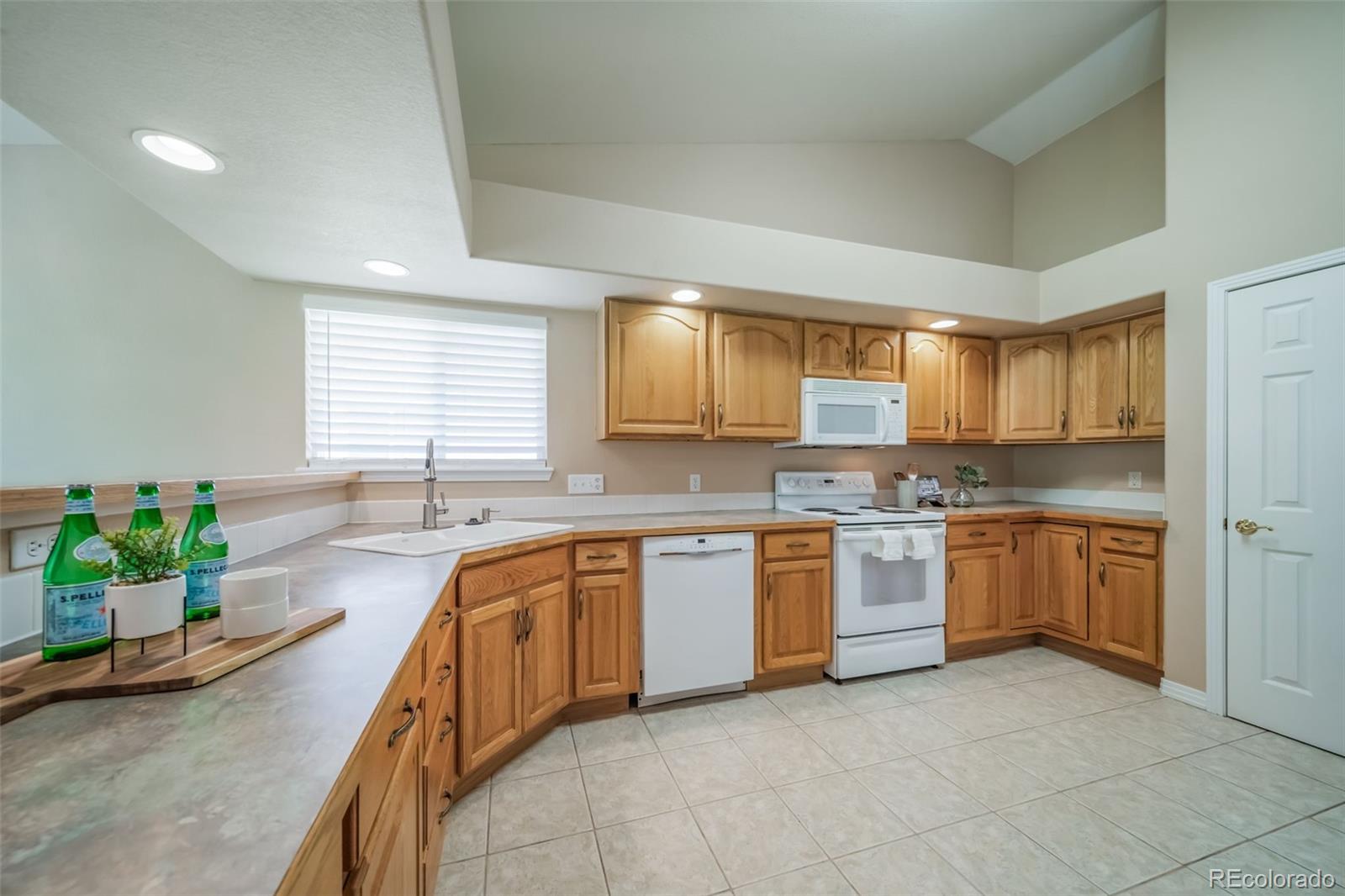 MLS Image #13 for 4384  las lunas court,castle rock, Colorado