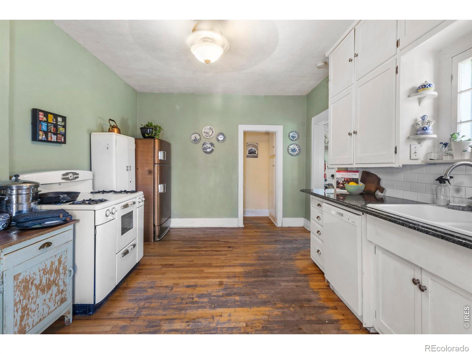 MLS Image #10 for 128  bowen street,longmont, Colorado