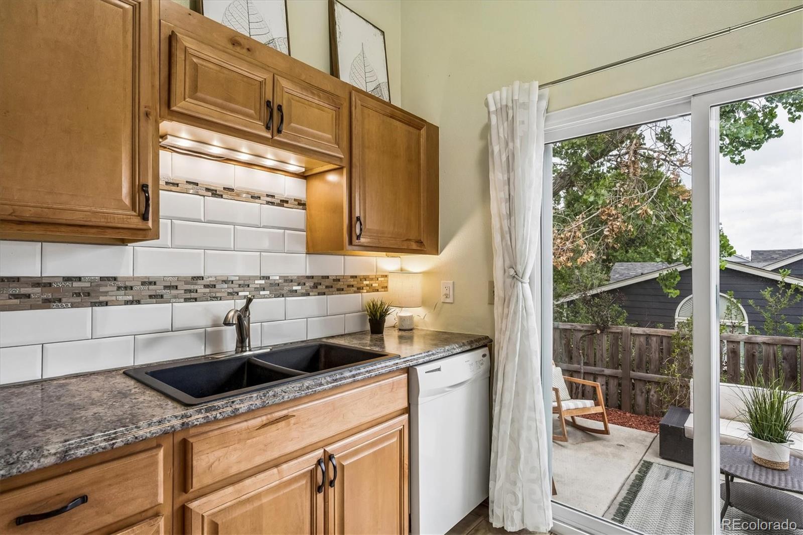 MLS Image #10 for 9314  hickory circle,littleton, Colorado