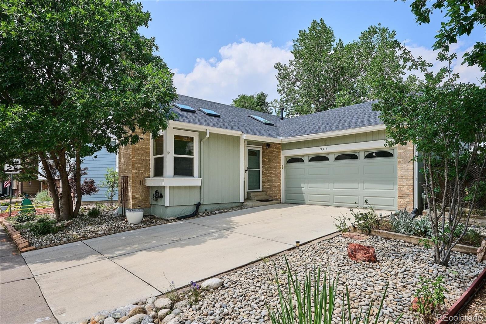 MLS Image #2 for 9314  hickory circle,littleton, Colorado