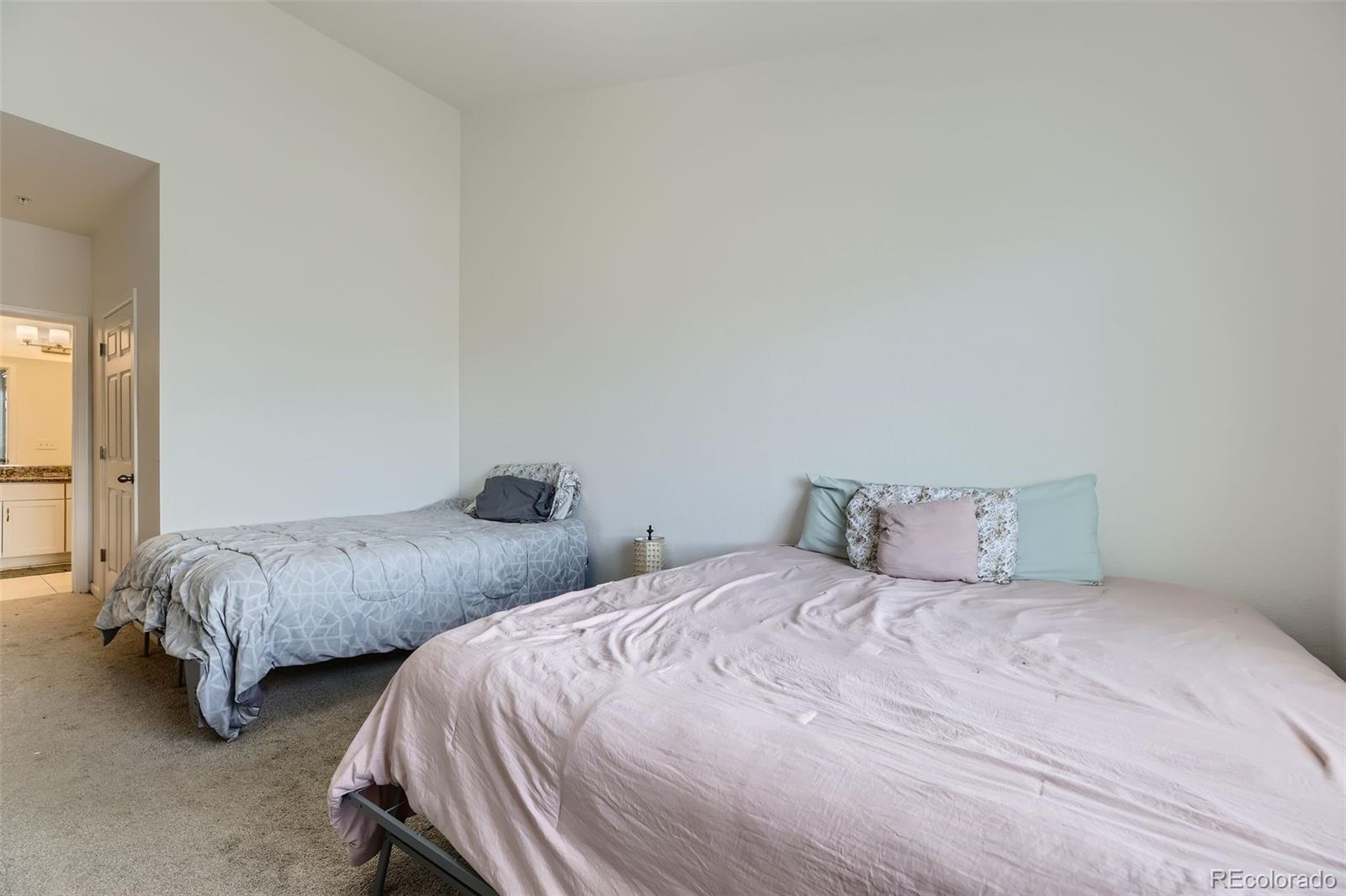 MLS Image #11 for 15700 e jamison drive,englewood, Colorado