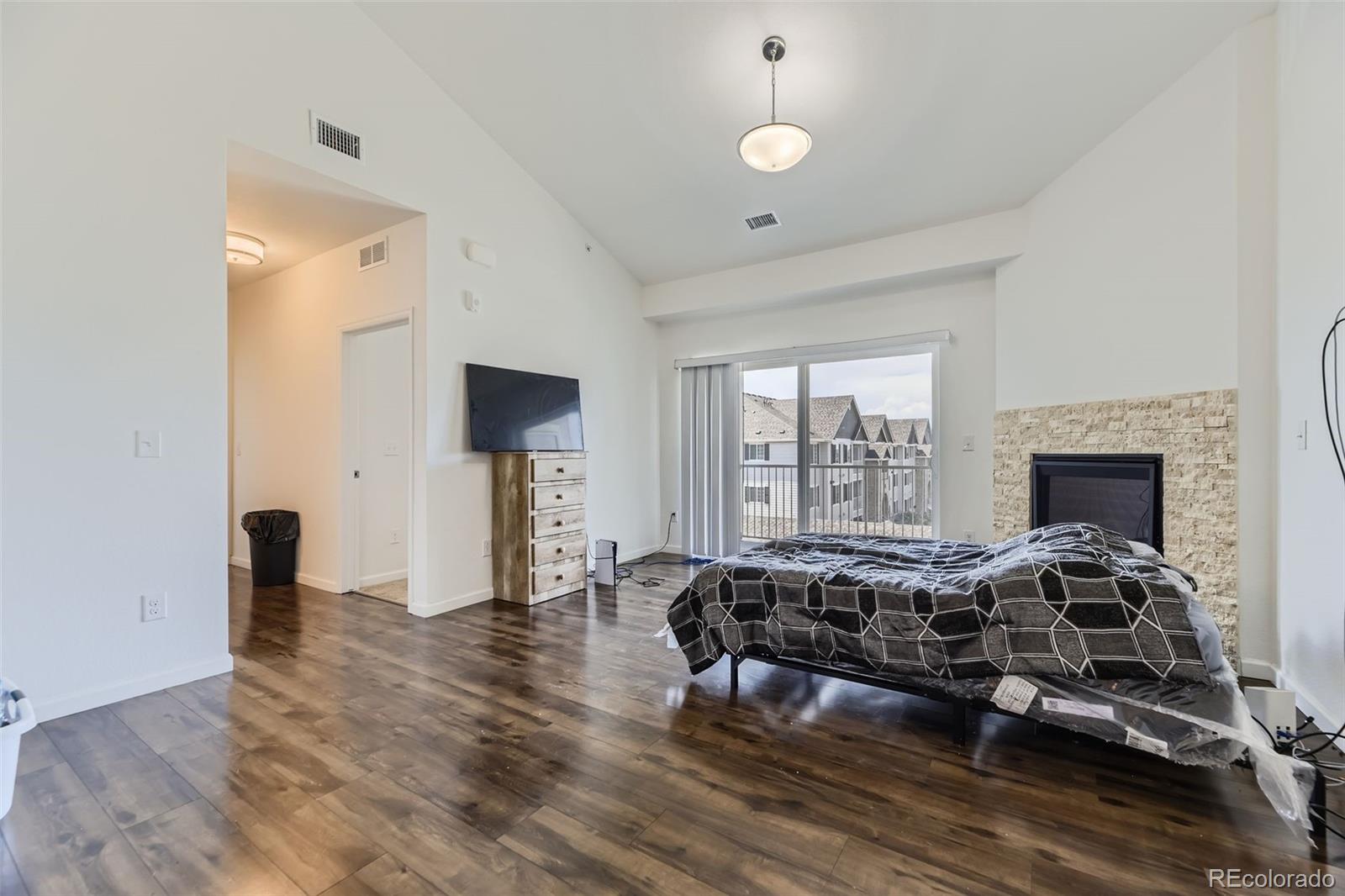 MLS Image #4 for 15700 e jamison drive,englewood, Colorado