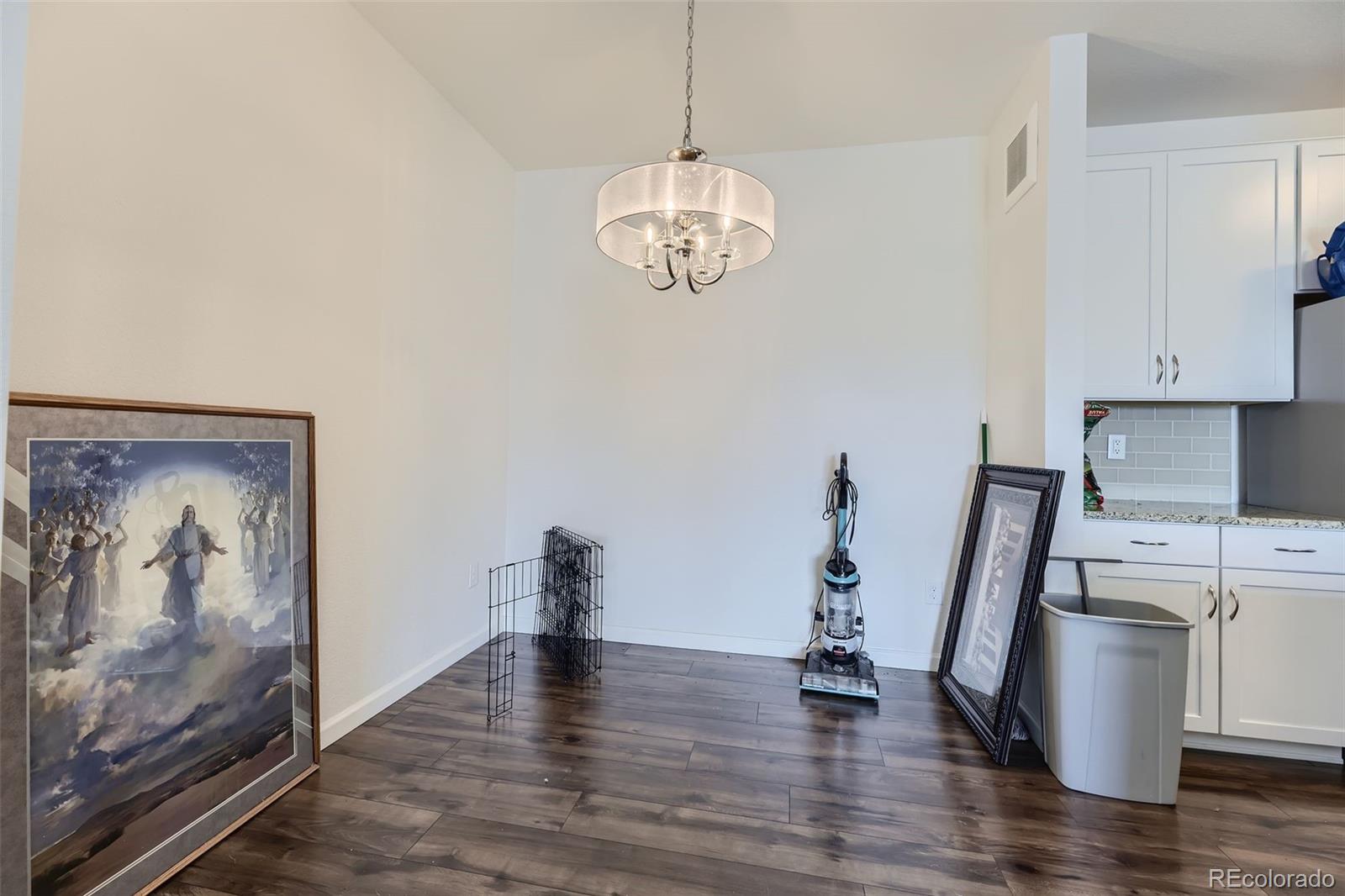 MLS Image #9 for 15700 e jamison drive,englewood, Colorado