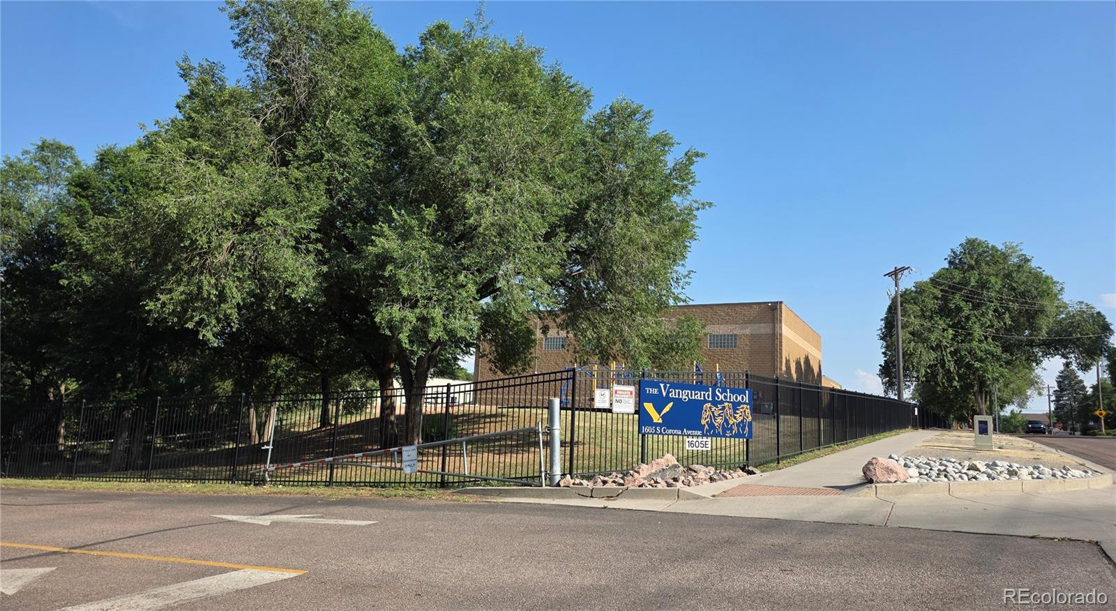 MLS Image #8 for 537  crockett lane,colorado springs, Colorado
