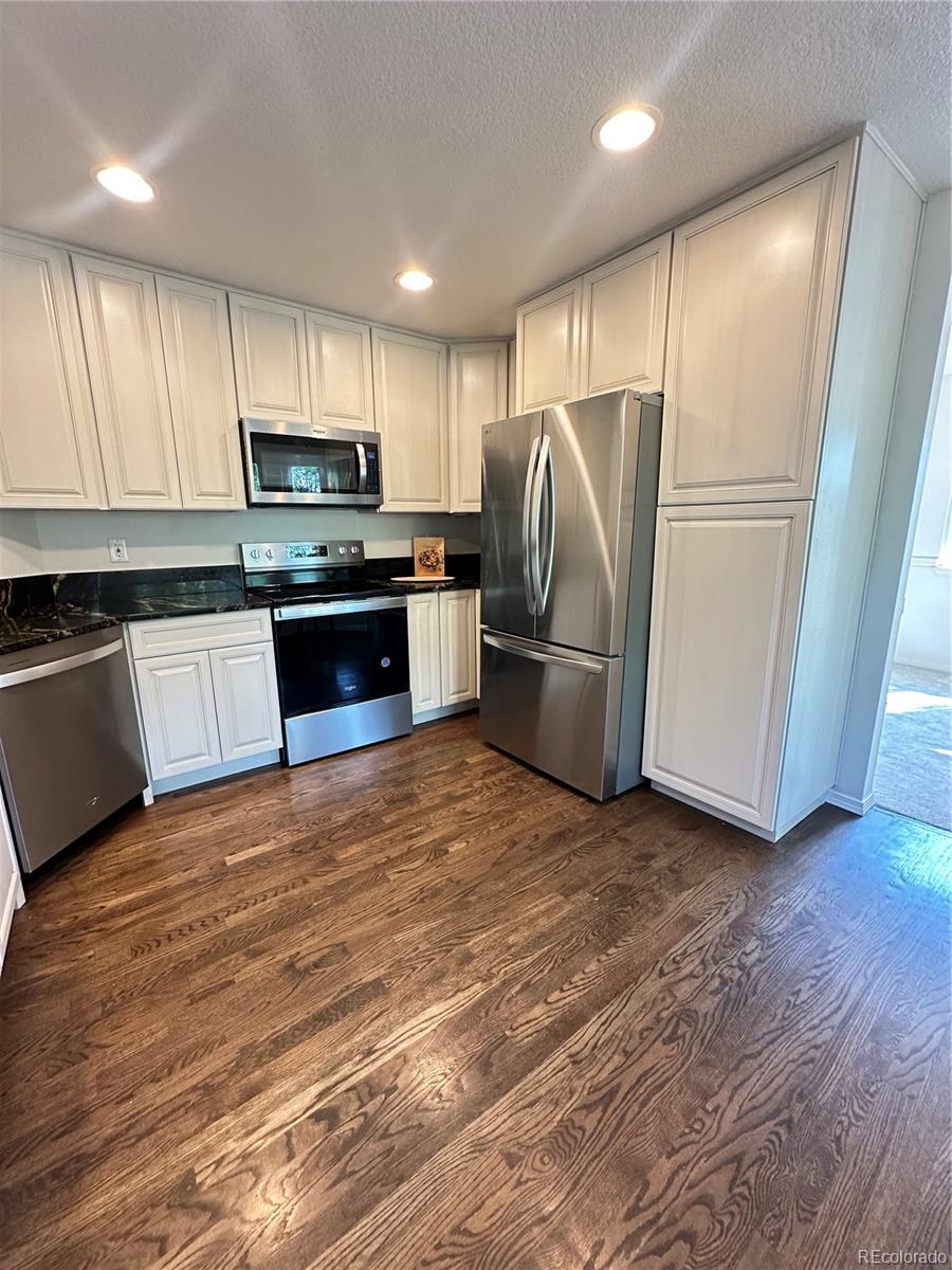 MLS Image #5 for 16392 e hialeah drive,centennial, Colorado