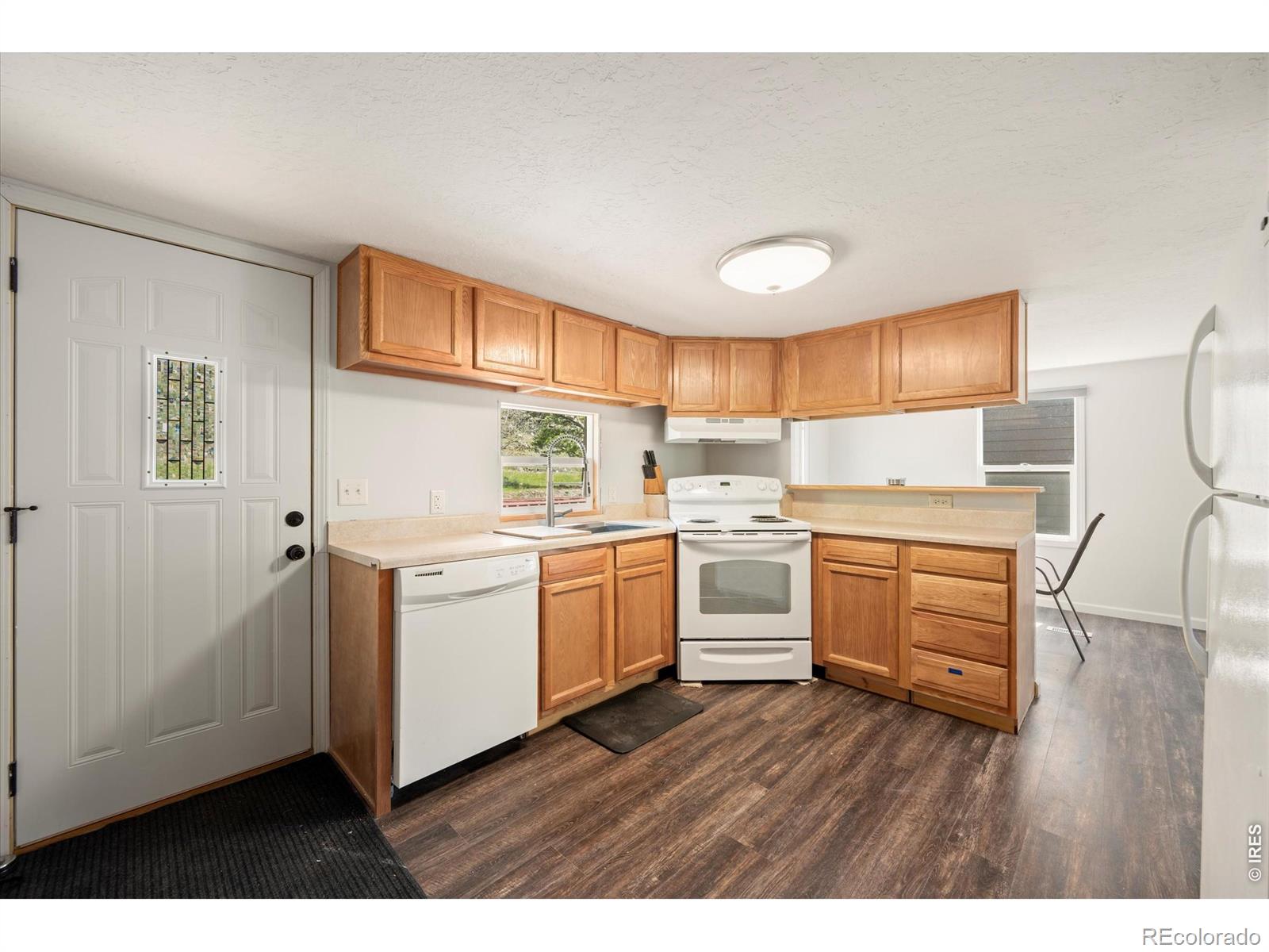 MLS Image #11 for 50  meadow lane,bellvue, Colorado