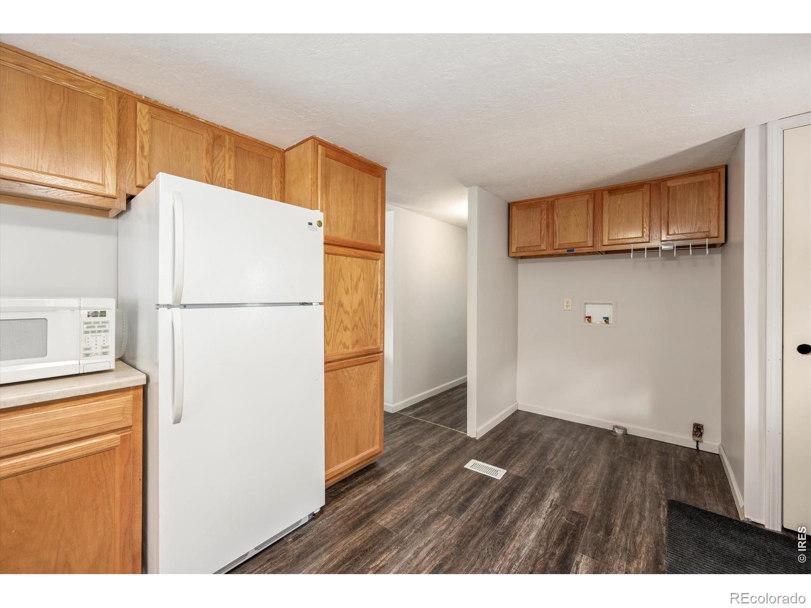 MLS Image #14 for 50  meadow lane,bellvue, Colorado