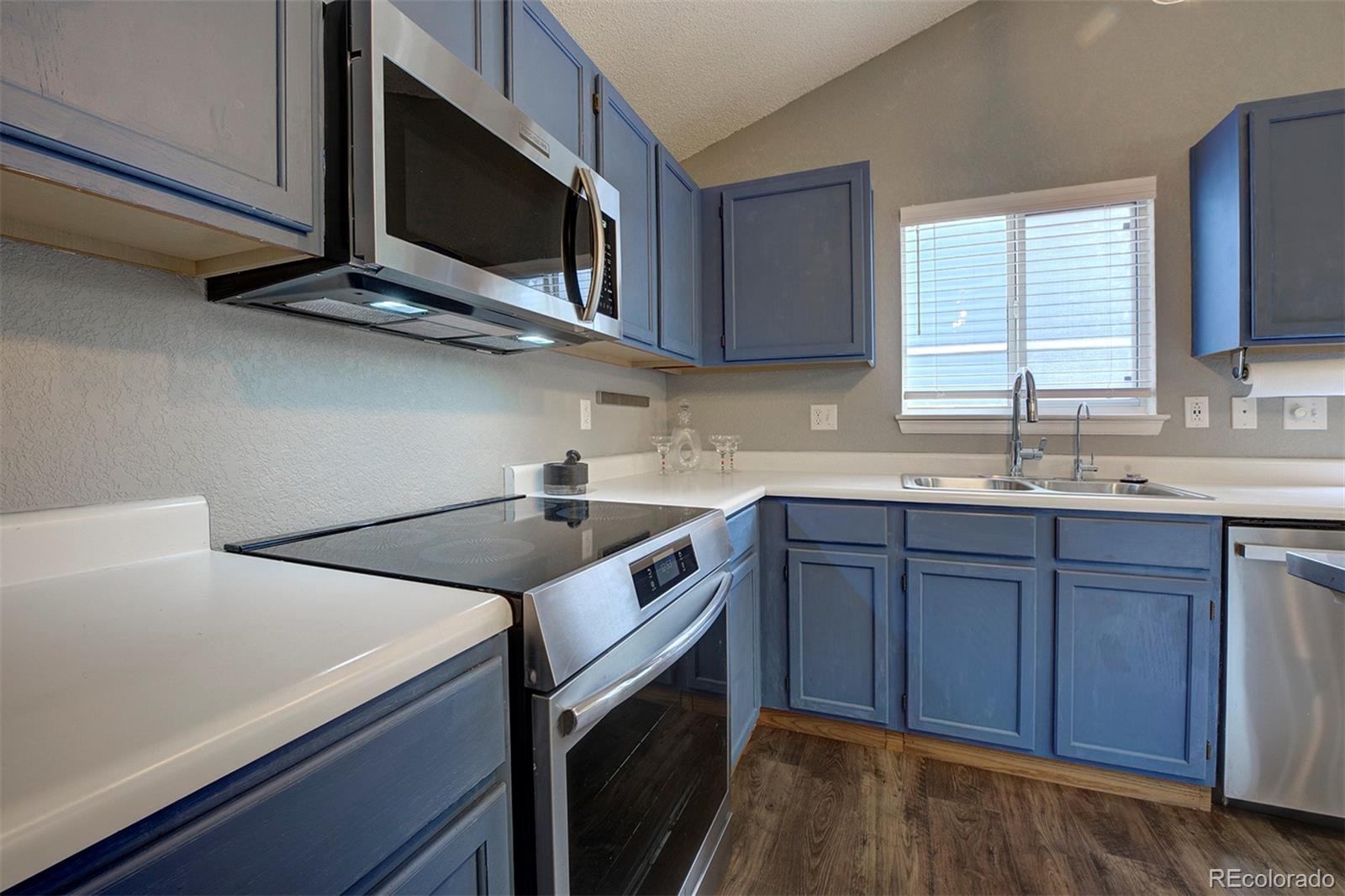 MLS Image #11 for 11542 w lake drive,littleton, Colorado