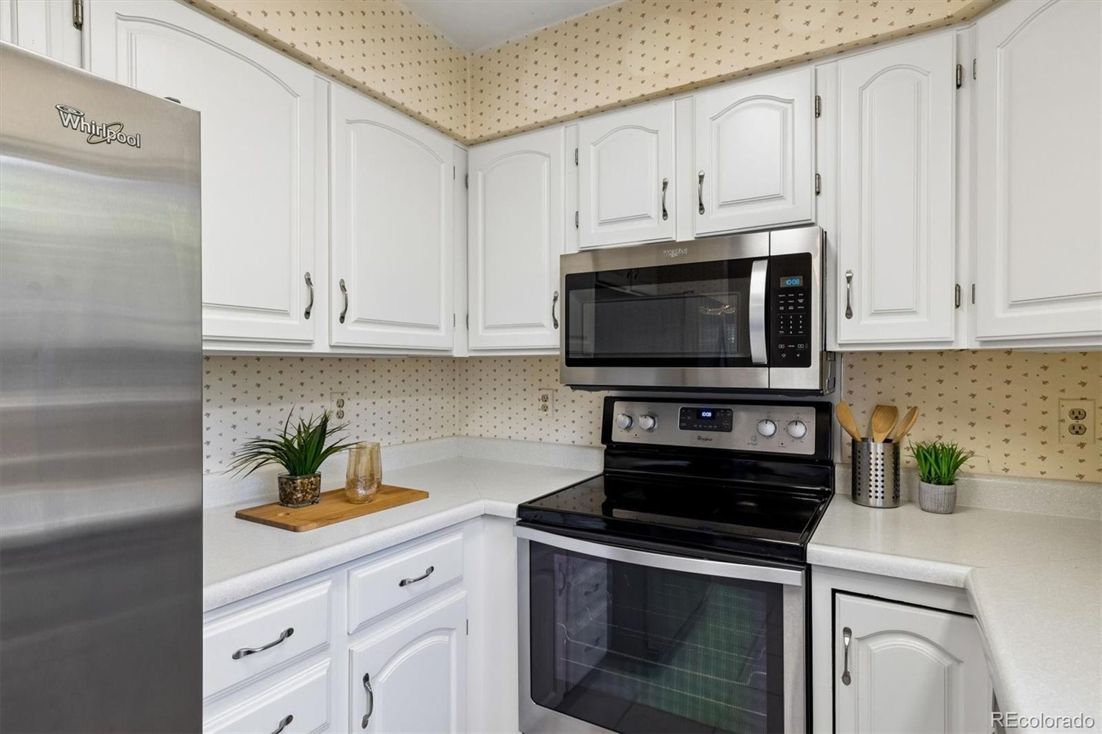 MLS Image #6 for 7020 e briarwood circle,centennial, Colorado