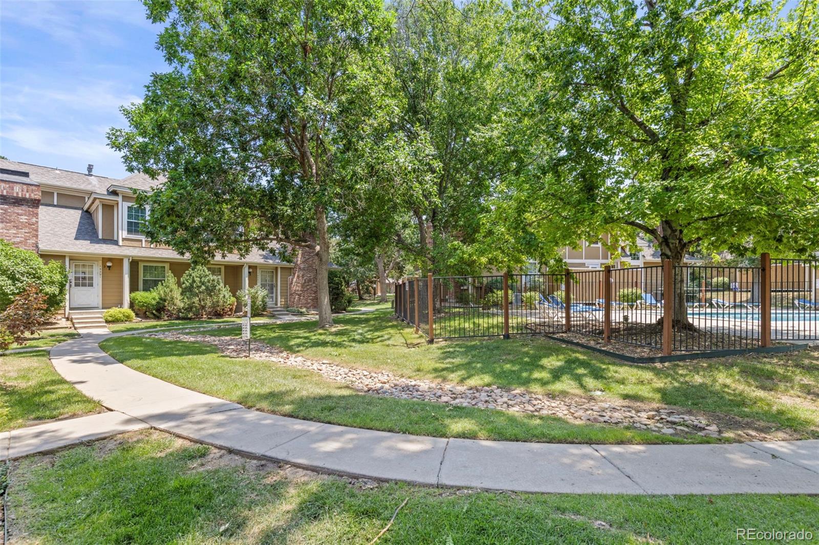 MLS Image #25 for 14199 e dickinson drive b,aurora, Colorado