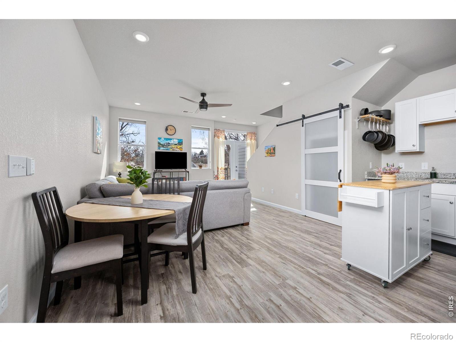 MLS Image #2 for 1116  oak circle,lakewood, Colorado