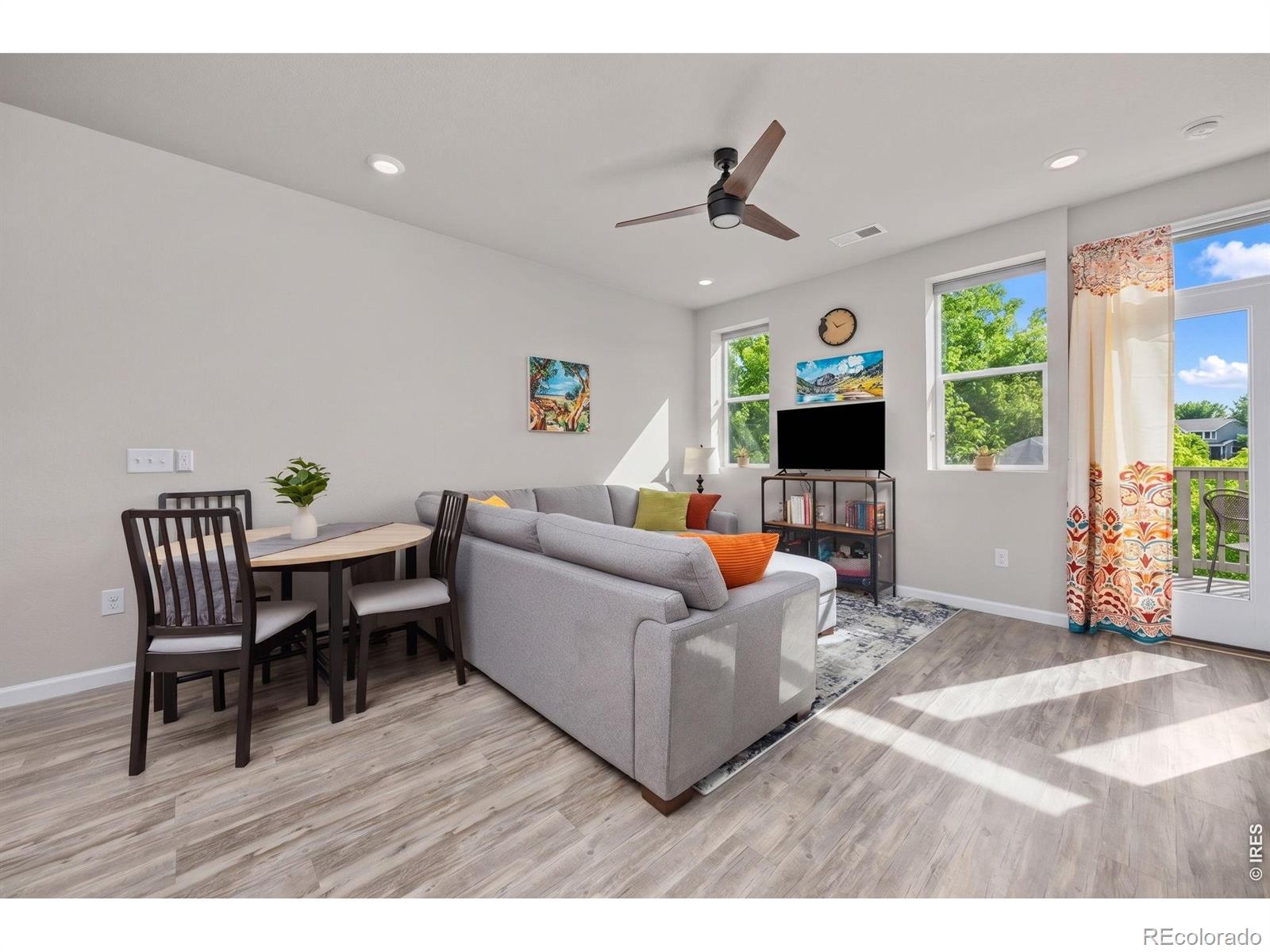 MLS Image #7 for 1116  oak circle,lakewood, Colorado